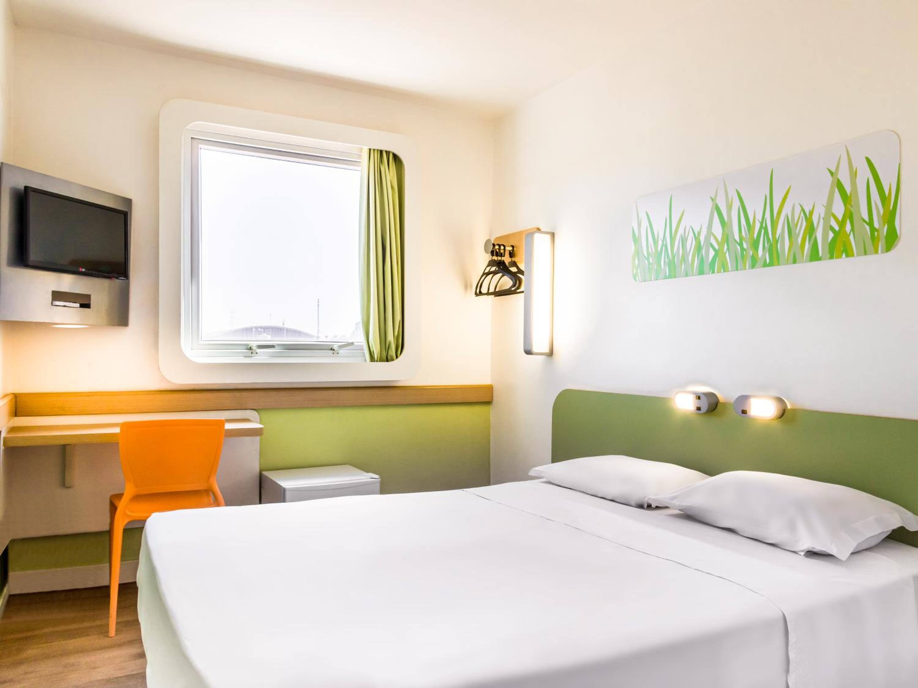 Standard Double Room - Photo 4