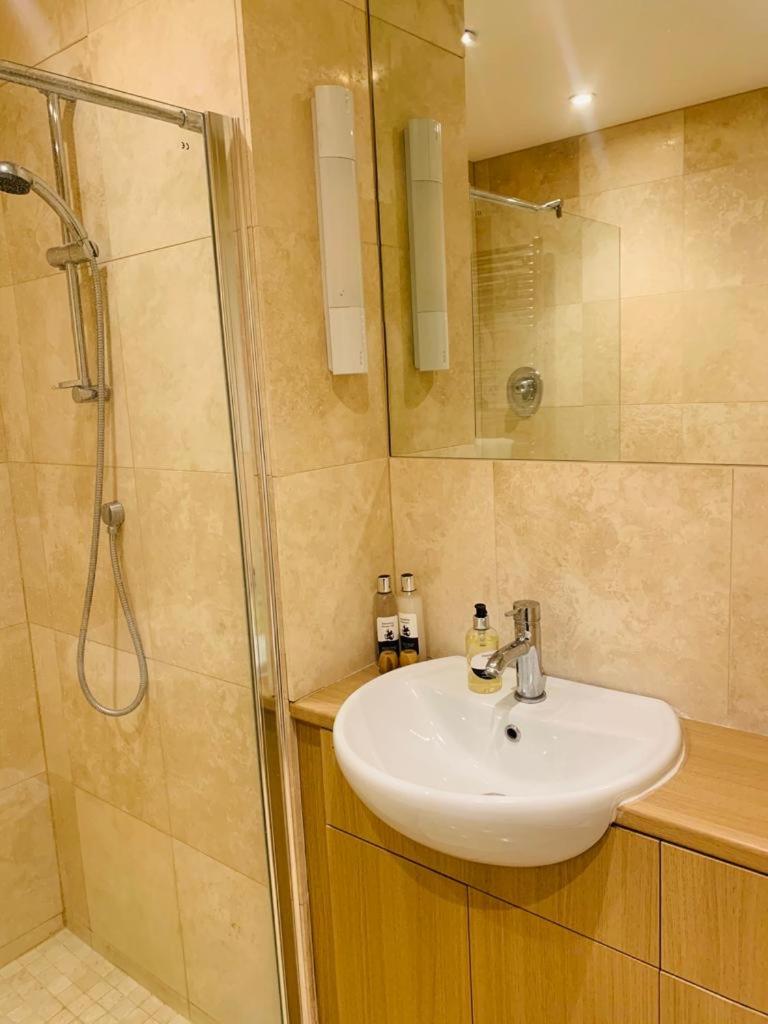 Double Room - Disability Access photo 2