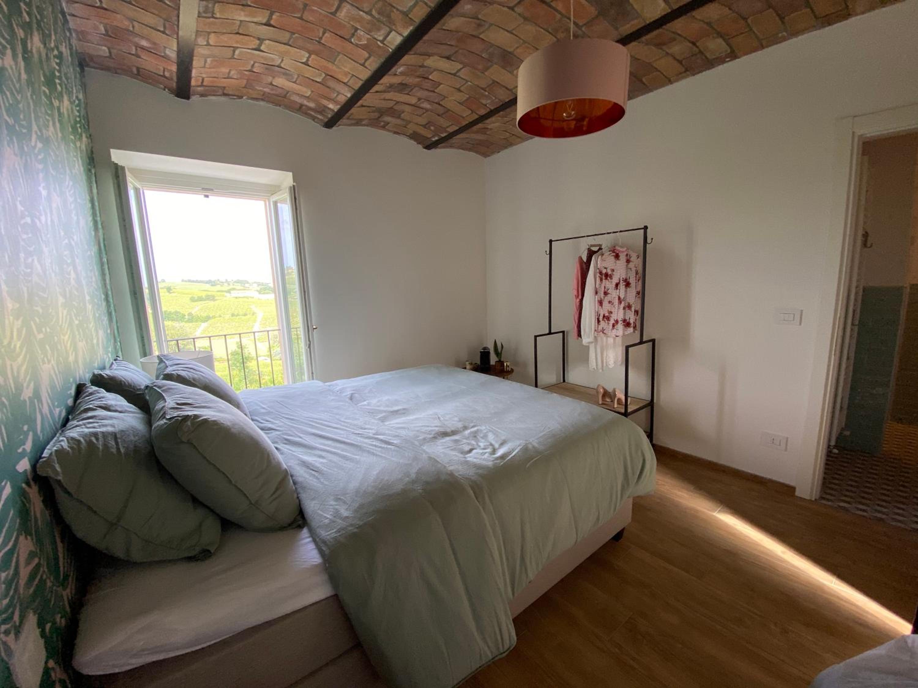 Deluxe King Room photo 2