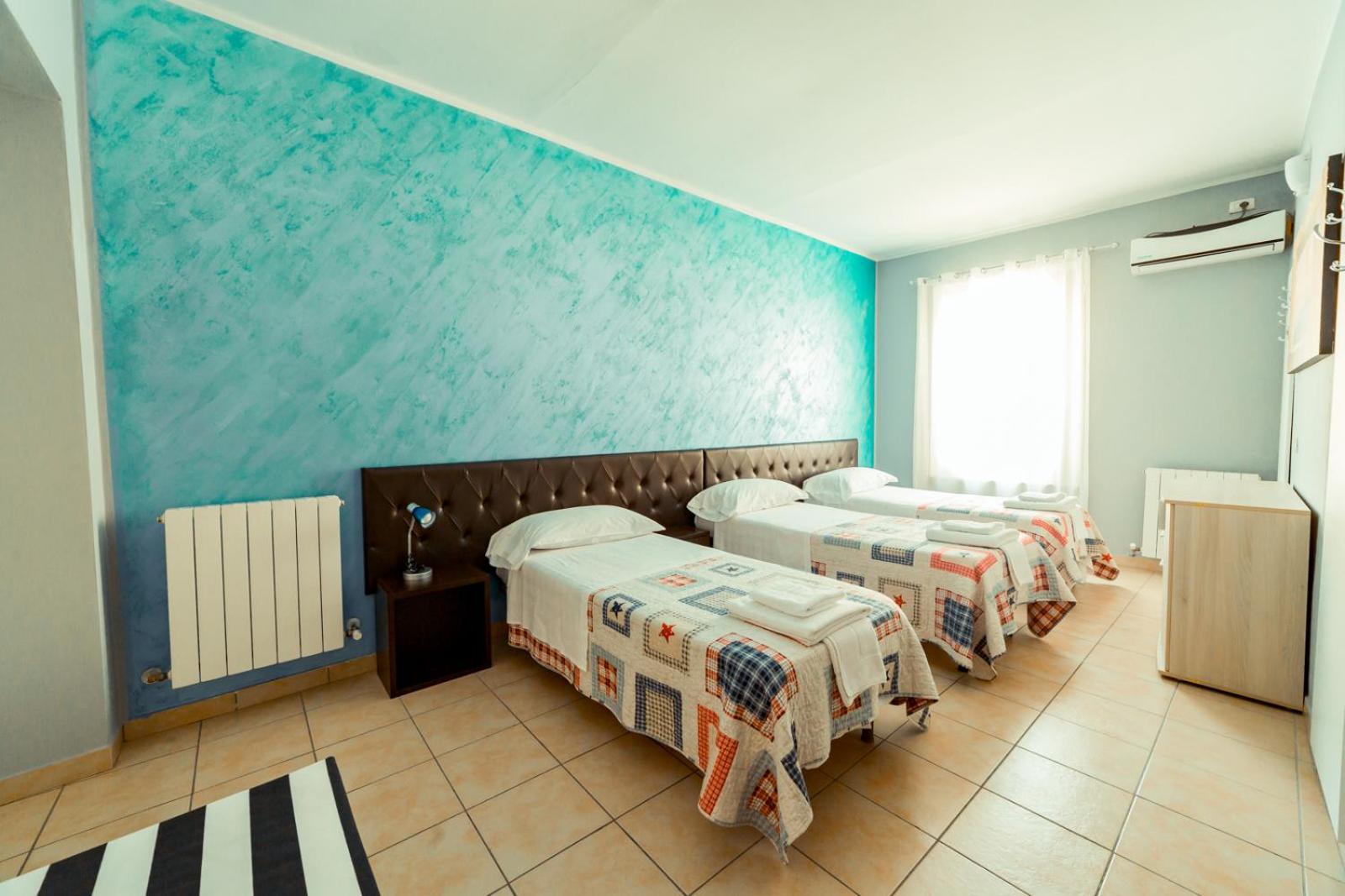 Triple Room - Photo 3