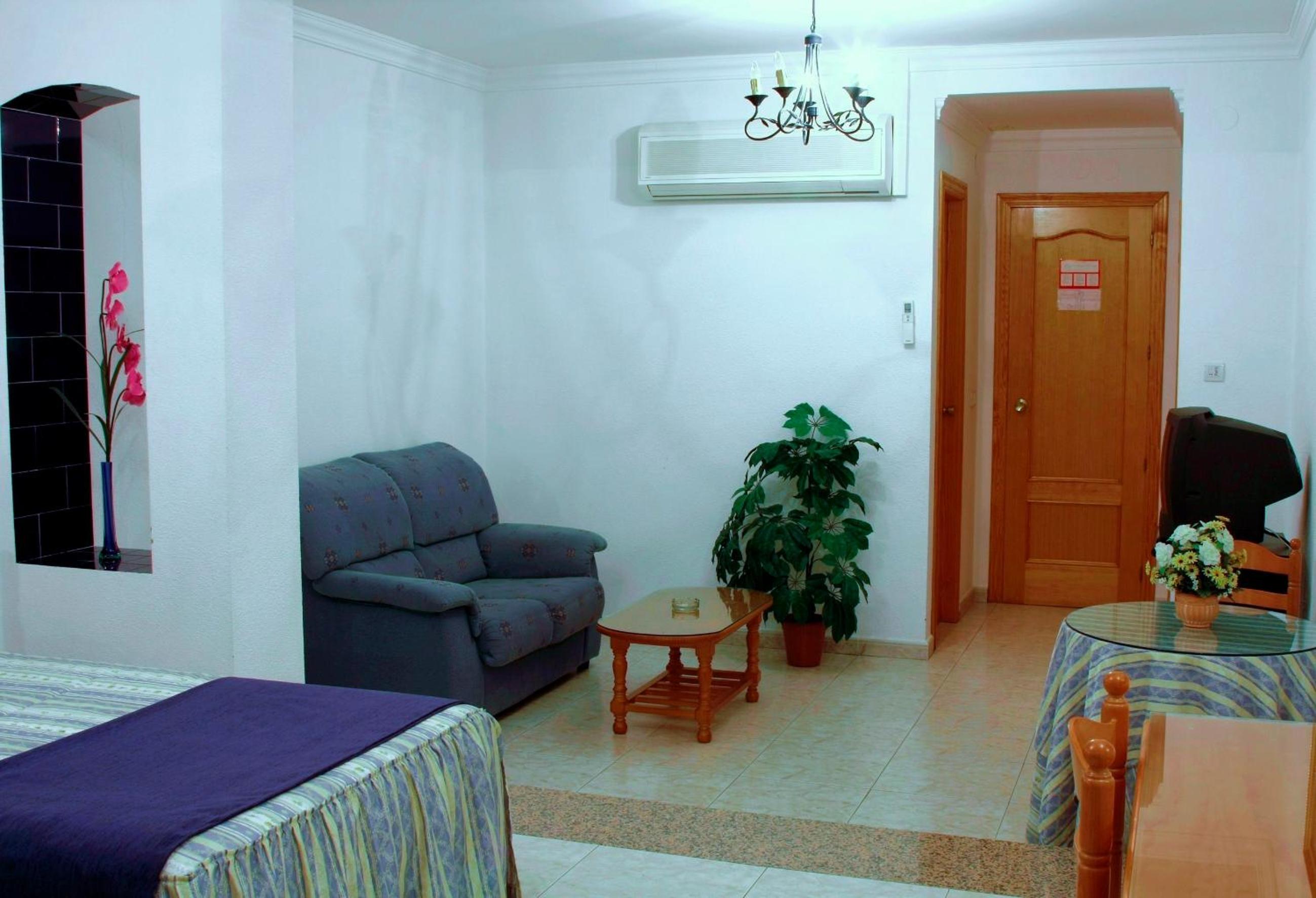 Superior Double or Twin Room with Terrace photo 2