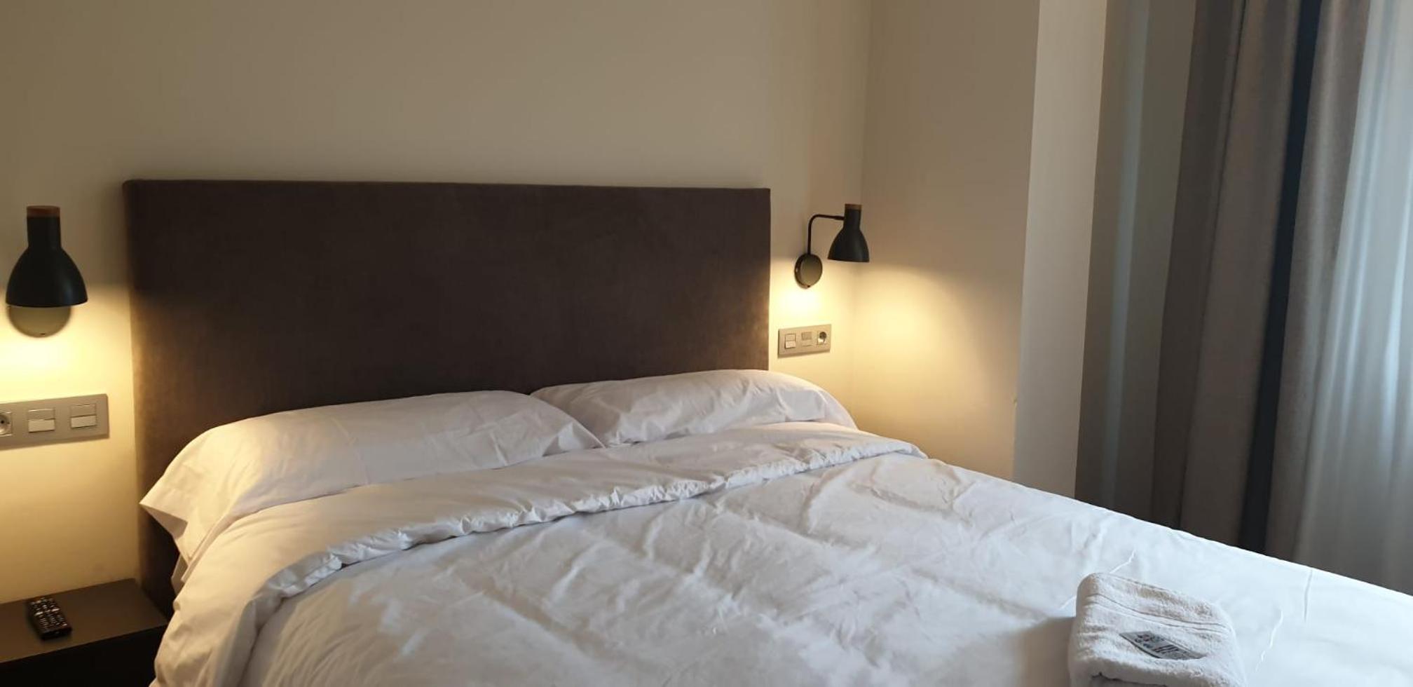 Single Room with Private Bathroom photo 3