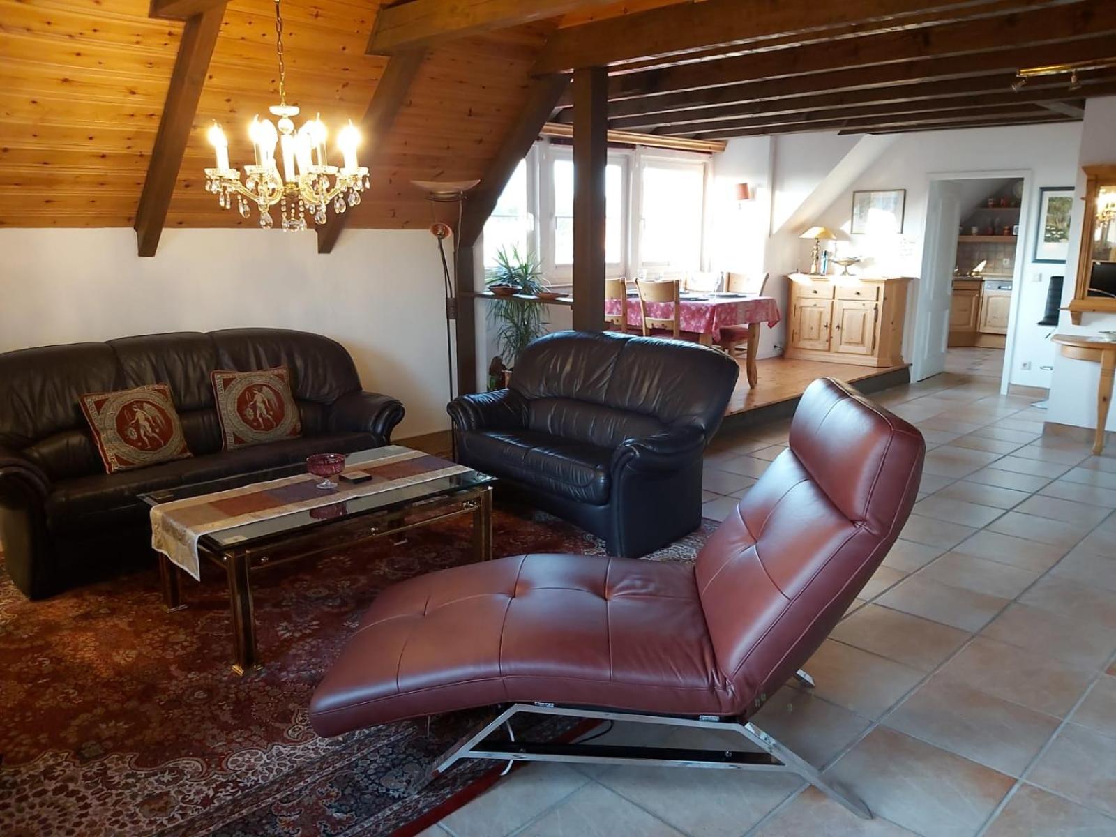 One-Bedroom Apartment - Photo 1