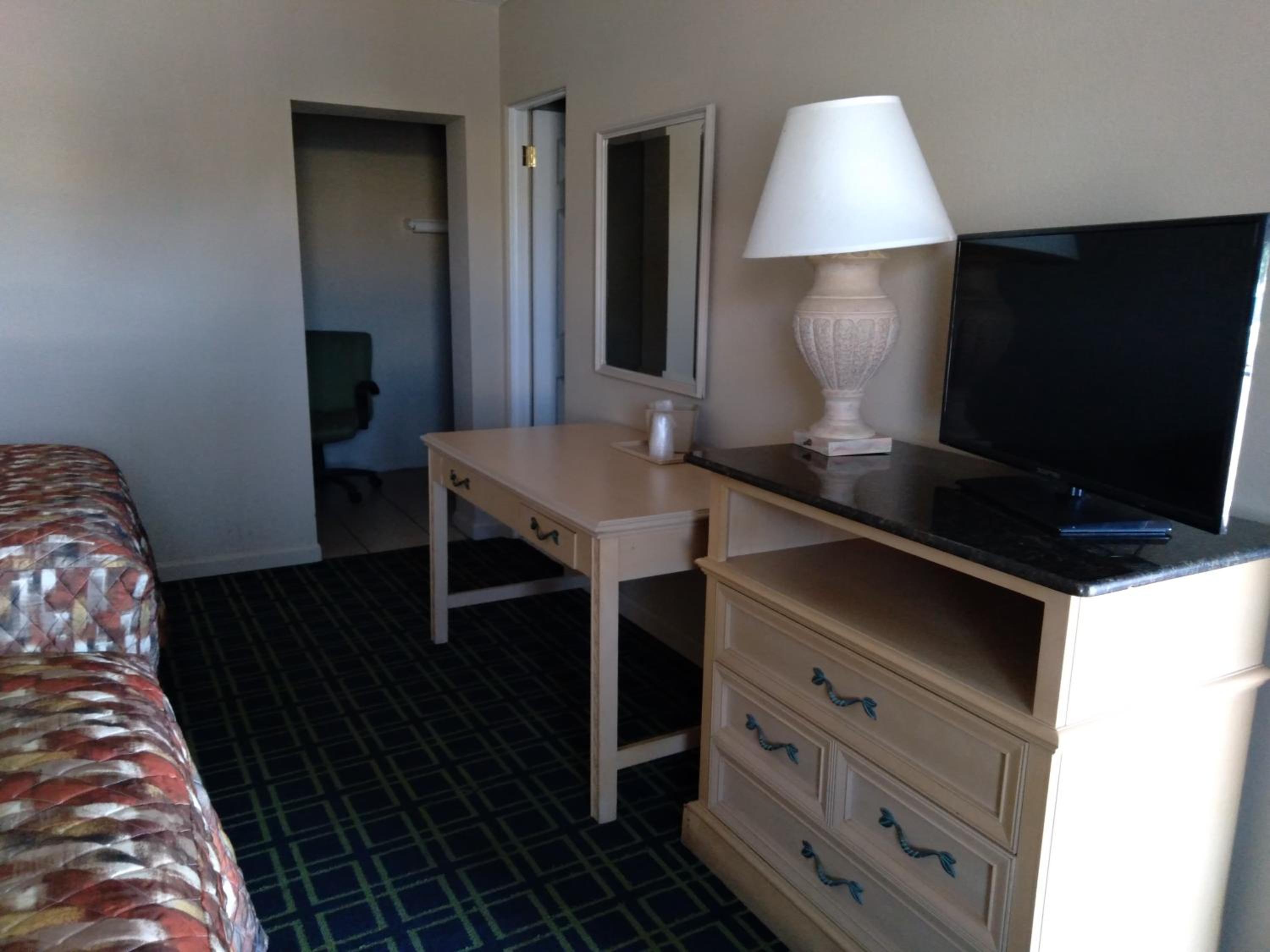 Deluxe Double Room with Two Double Room  - Photo 6