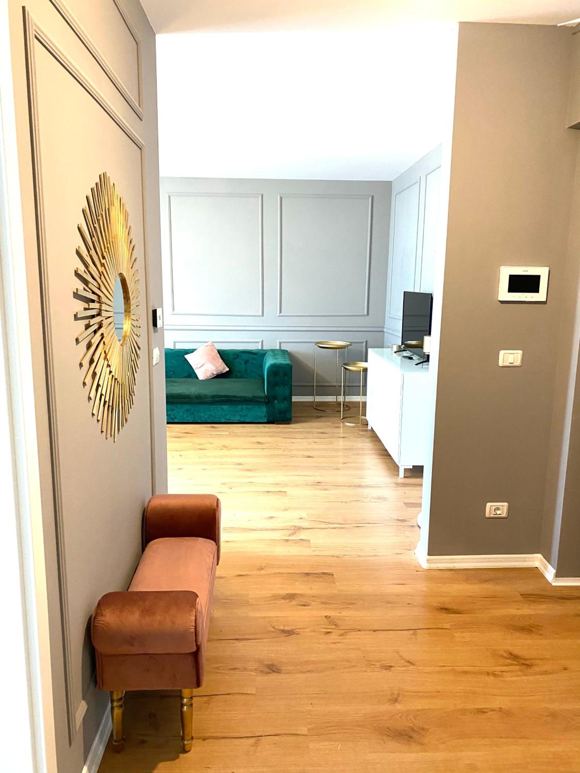 One-Bedroom Apartment - Photo 21