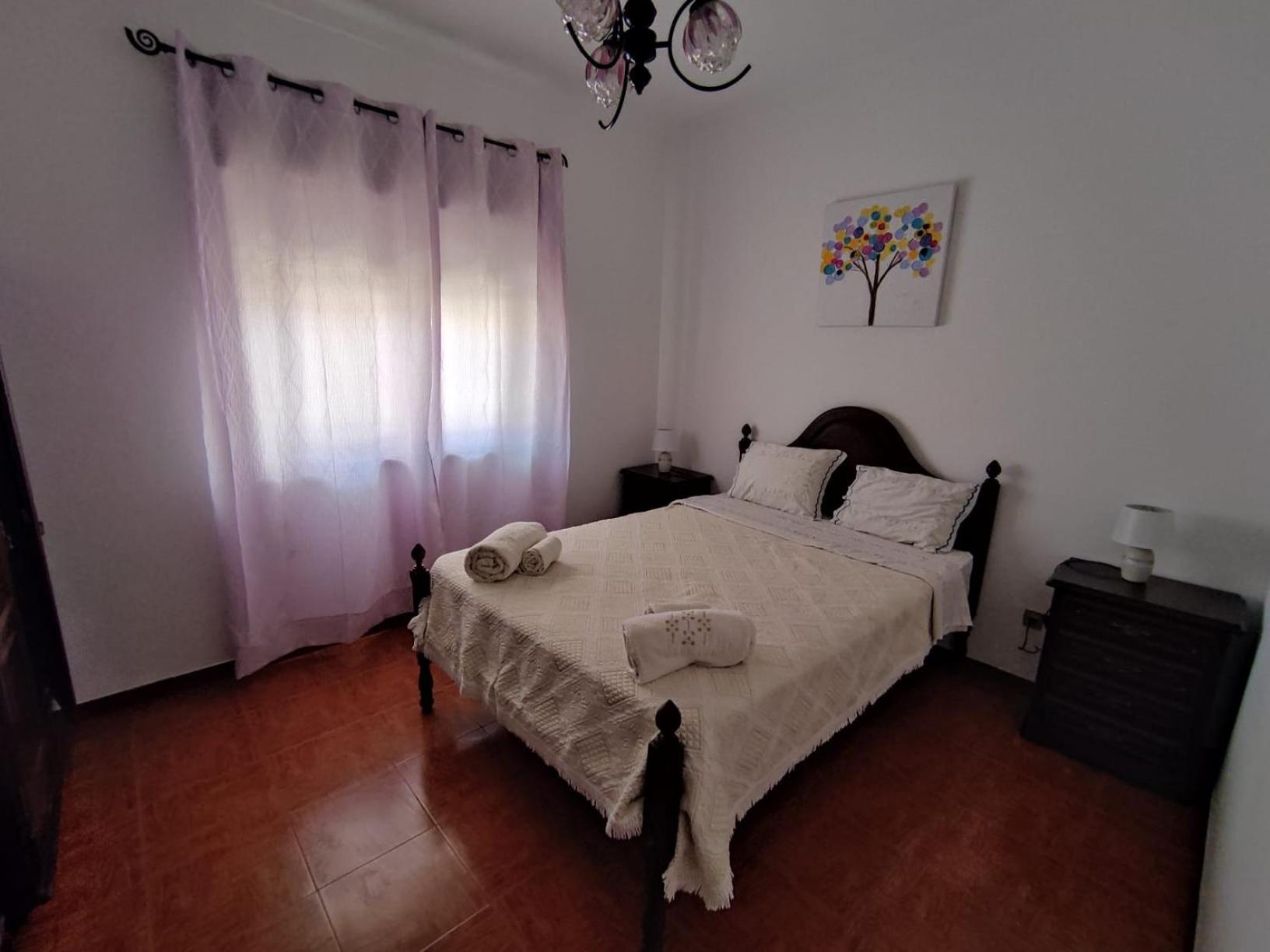 Two-Bedroom House - Photo 1