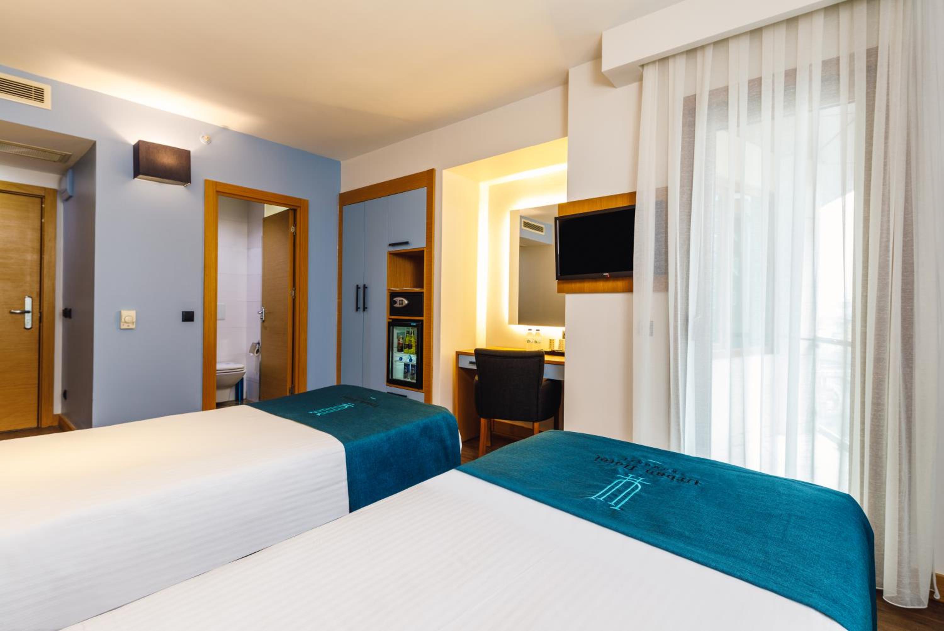 Deluxe Twin Room photo 1