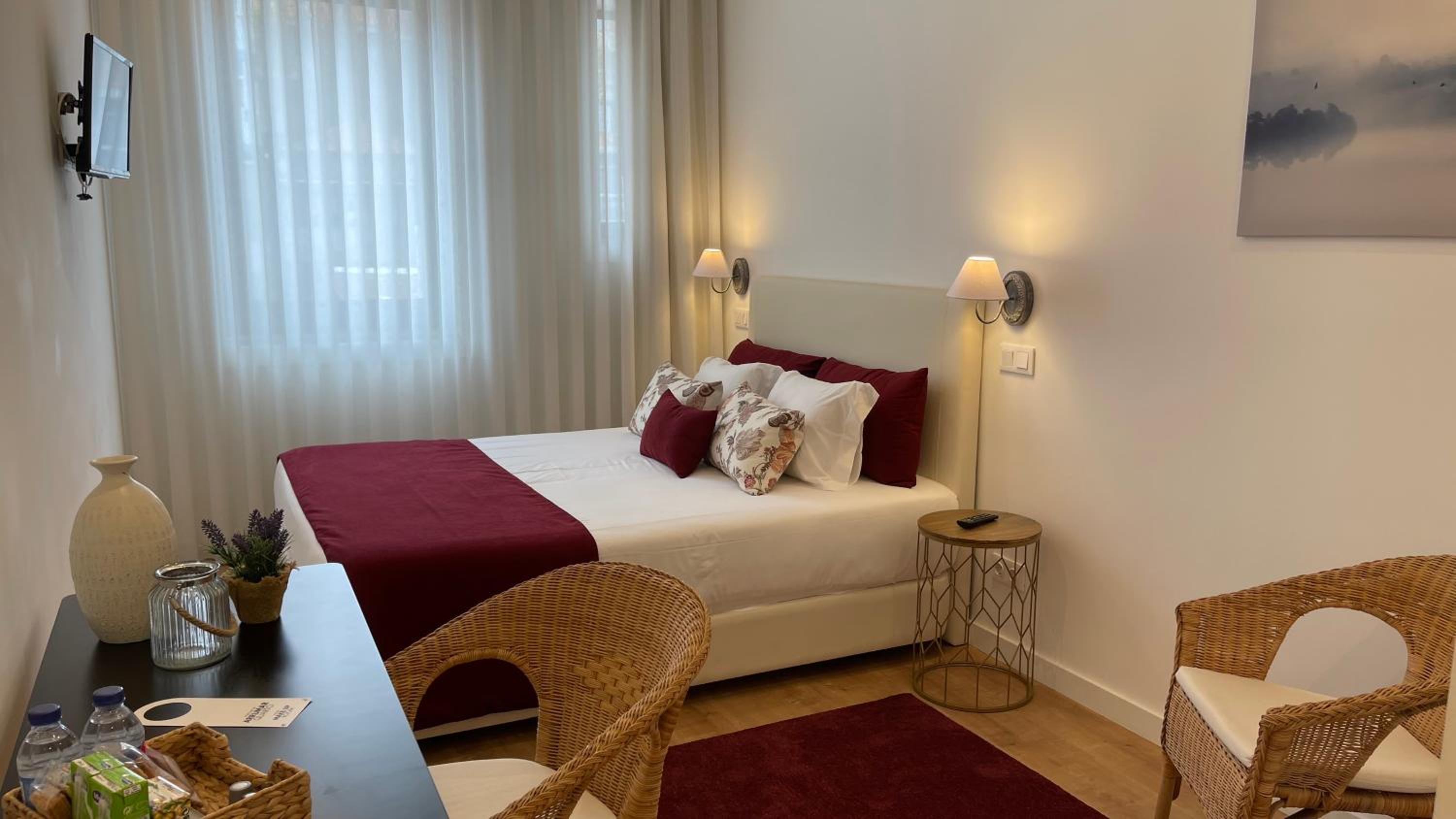 Double Room - Photo 26