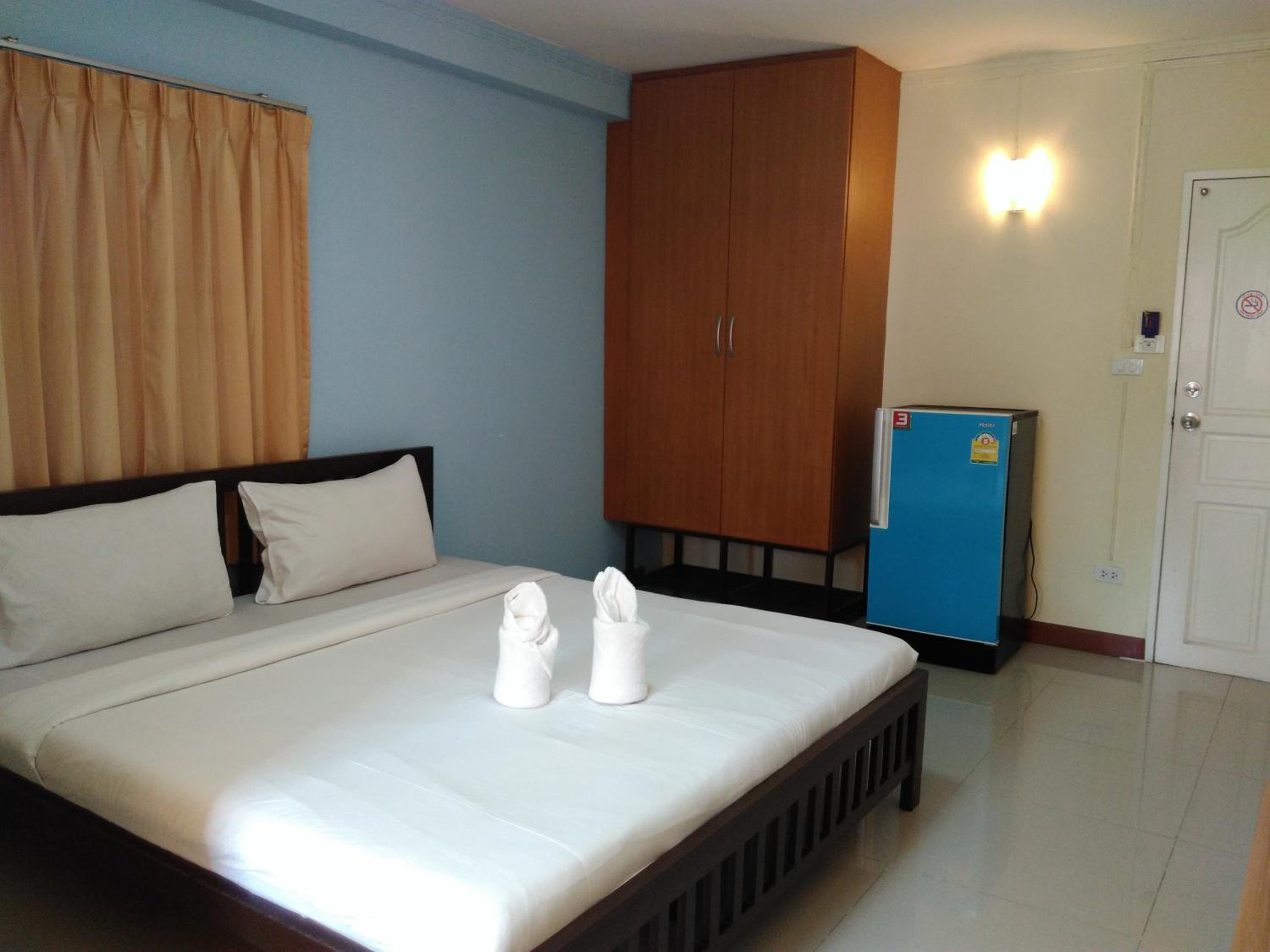 Standard Double Room - Photo 18