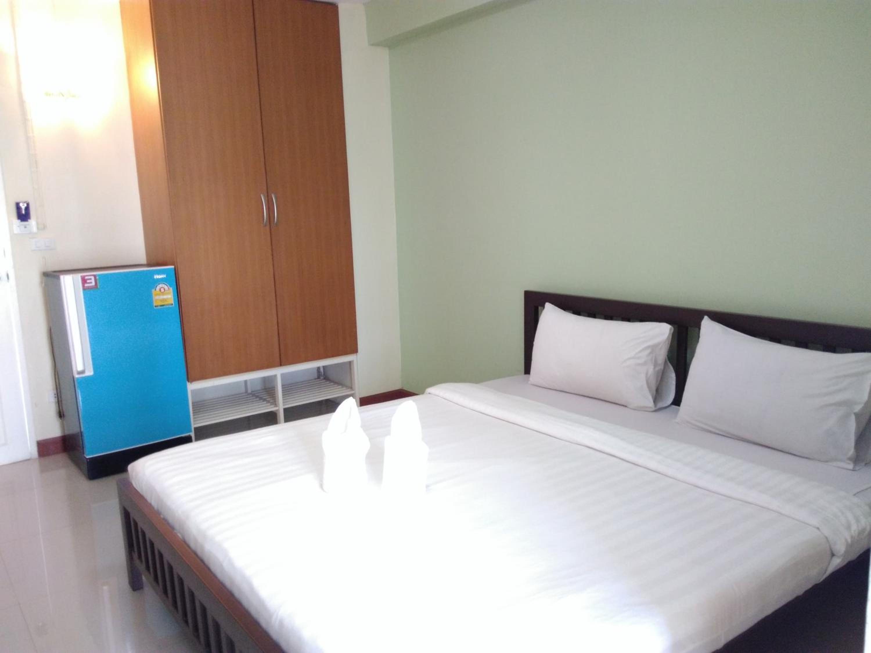 Standard Double Room - Photo 4