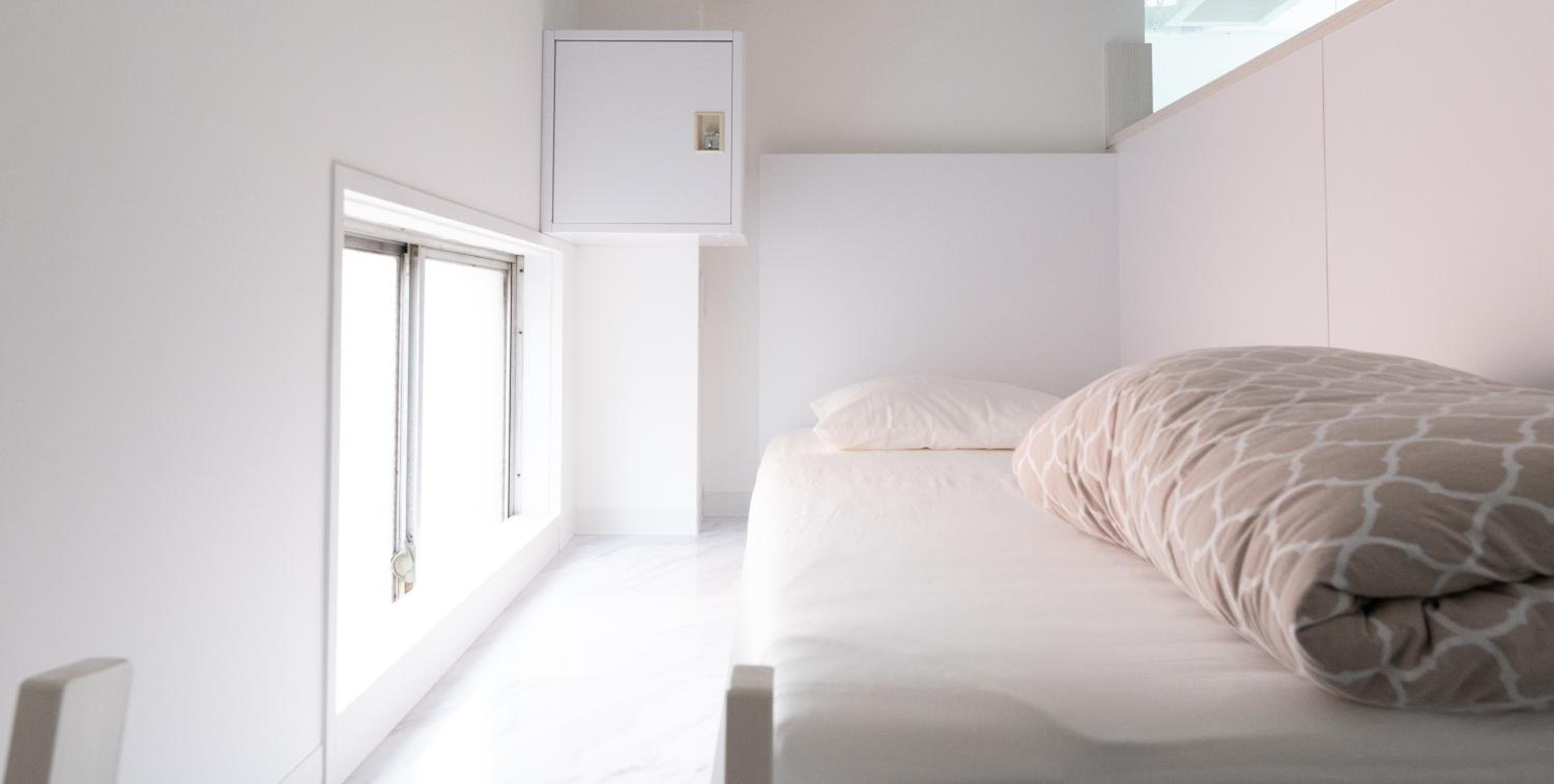 10-Bed Mixed Dormitory Room photo 3