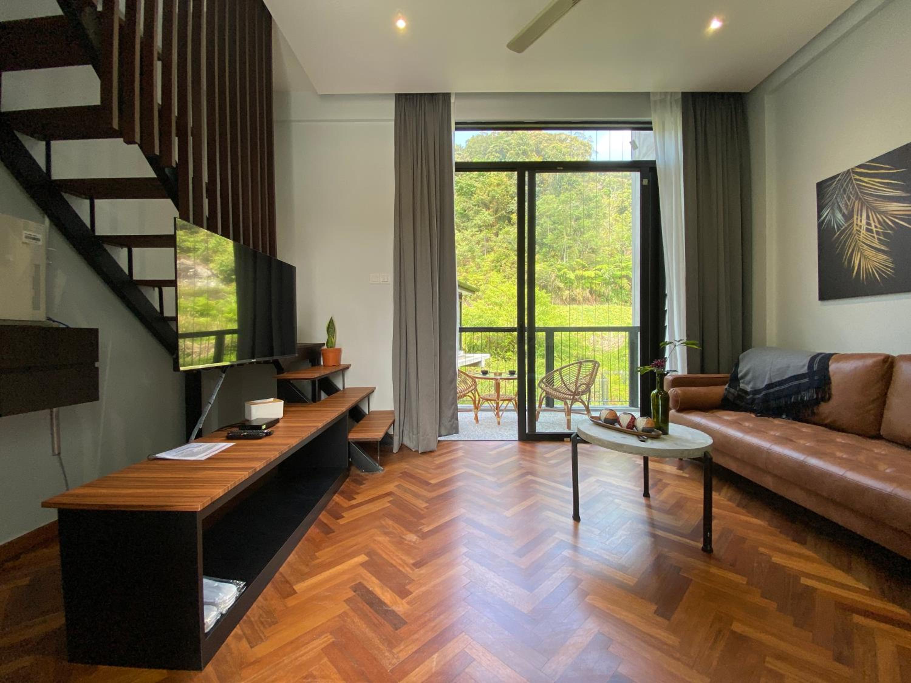 Loft Room without Bathtub photo 1