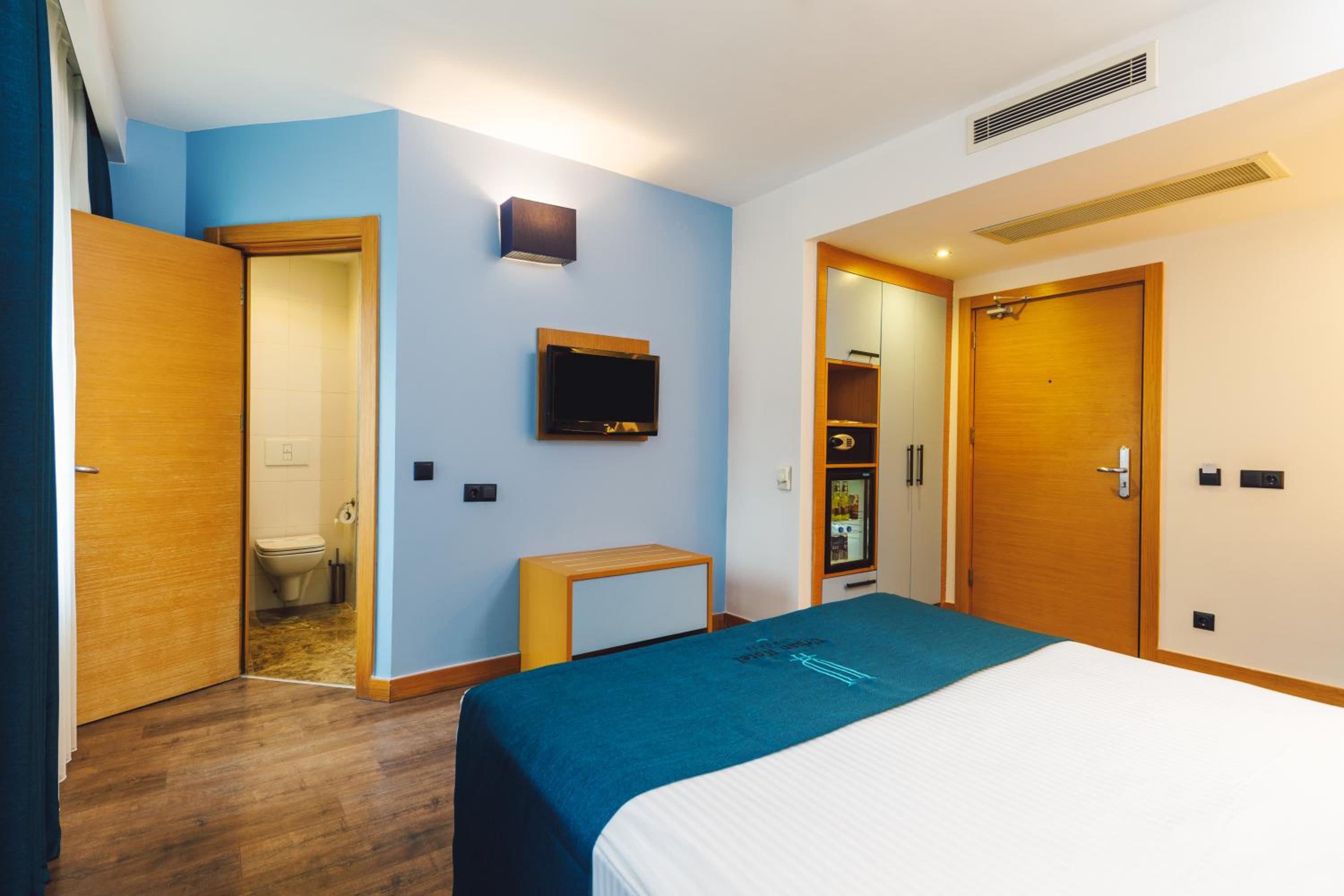 Standard Double Room photo 3