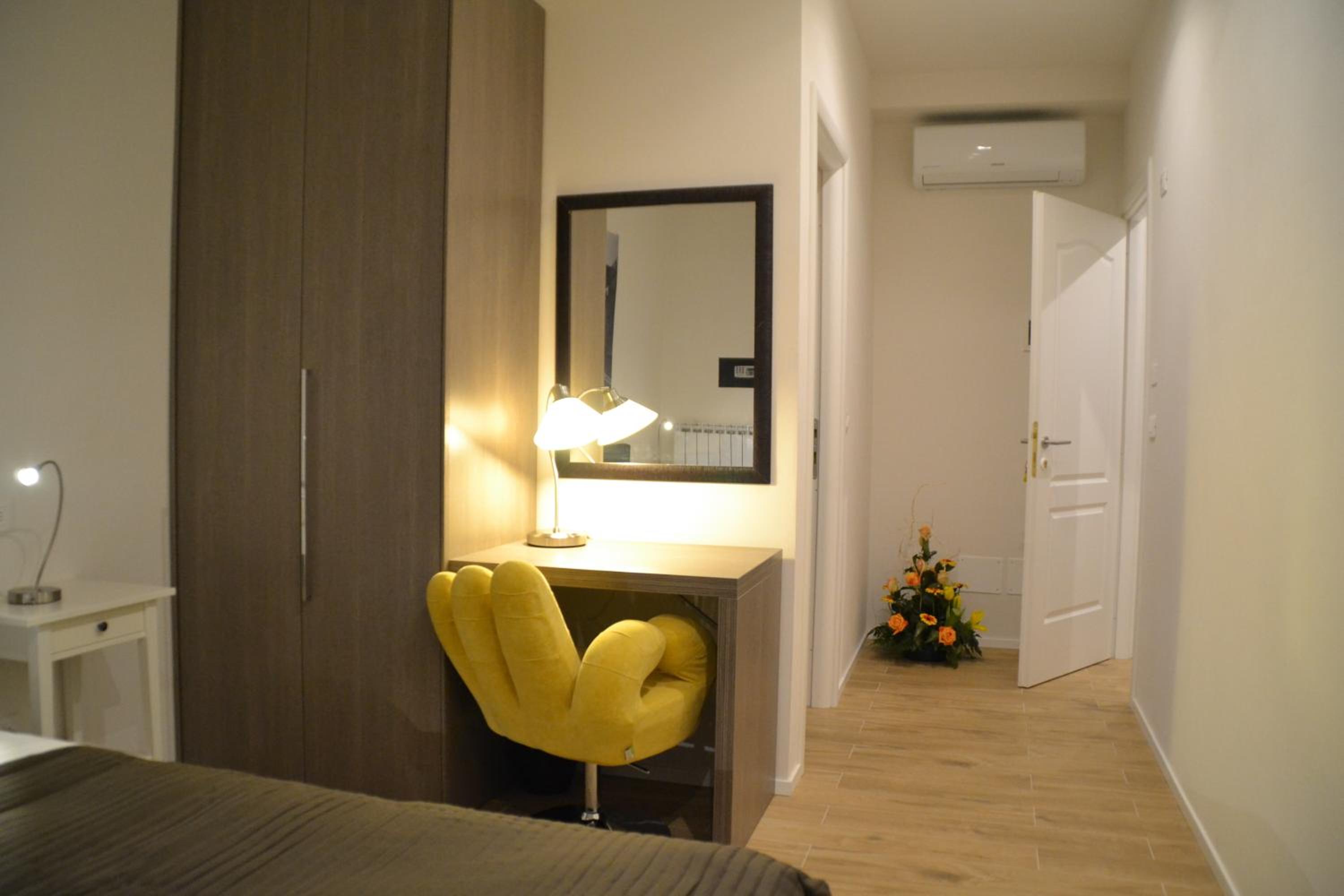 Double Room - Photo 22