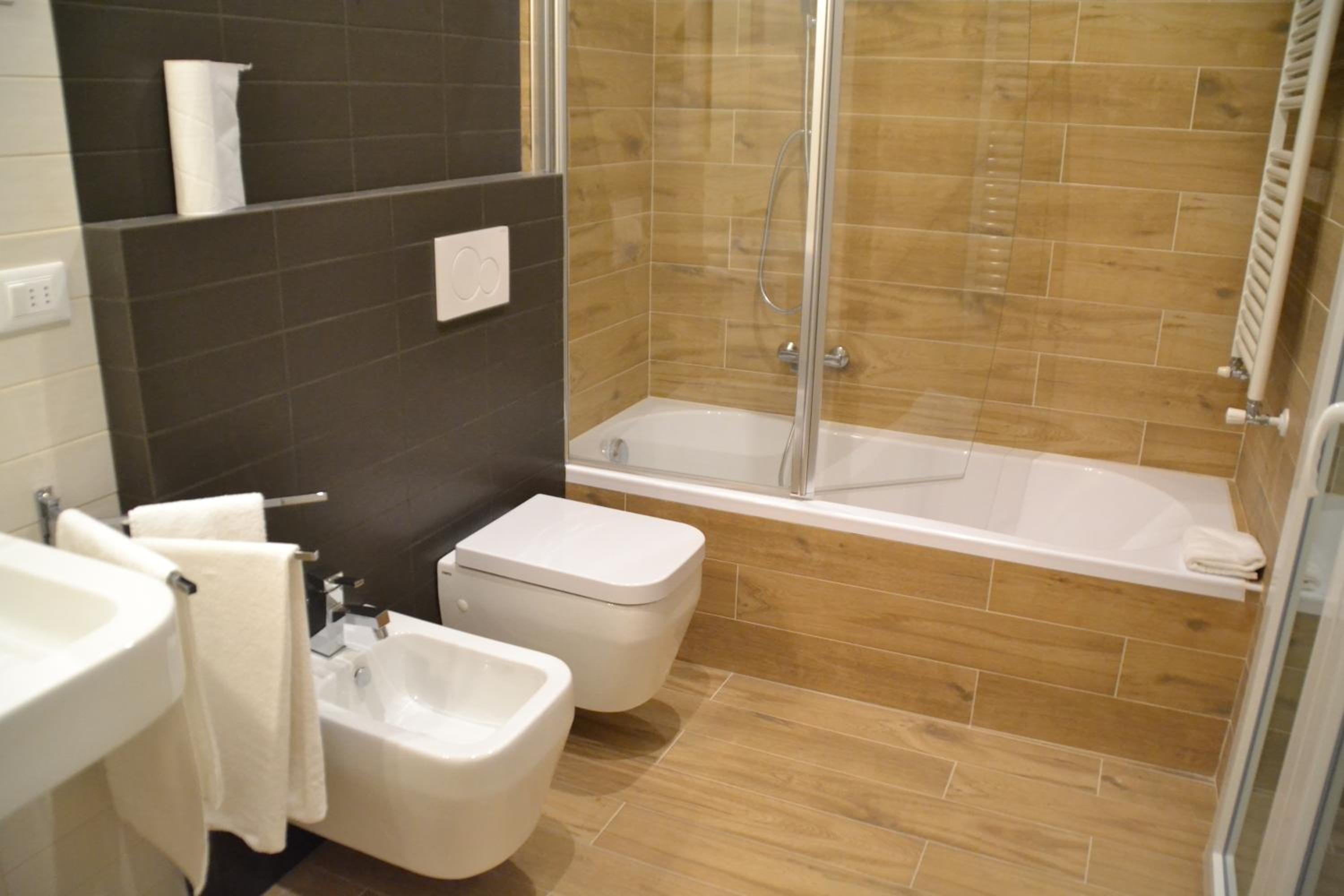 Double Room - Photo 2