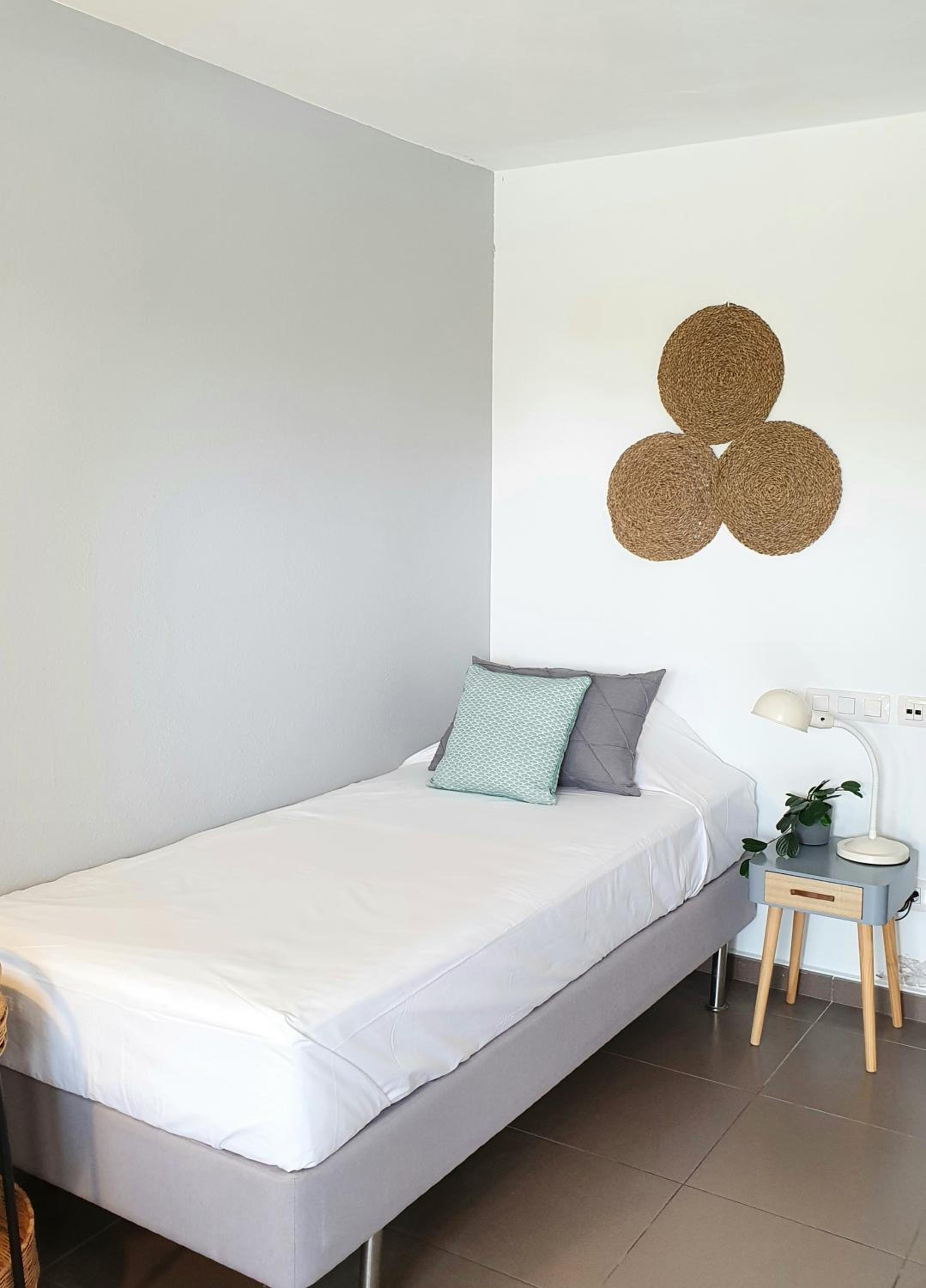 Large Single Room photo 2