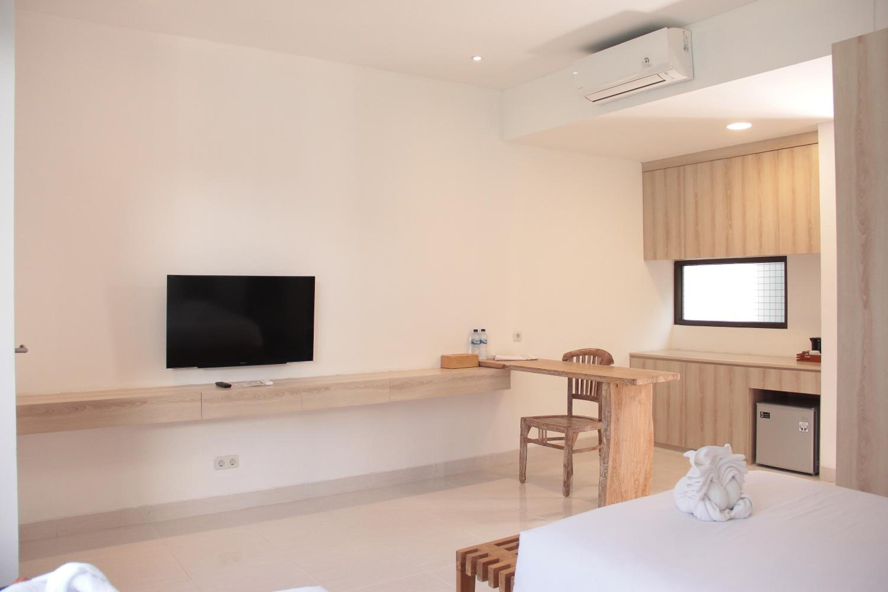 Deluxe Twin Room - Photo 11