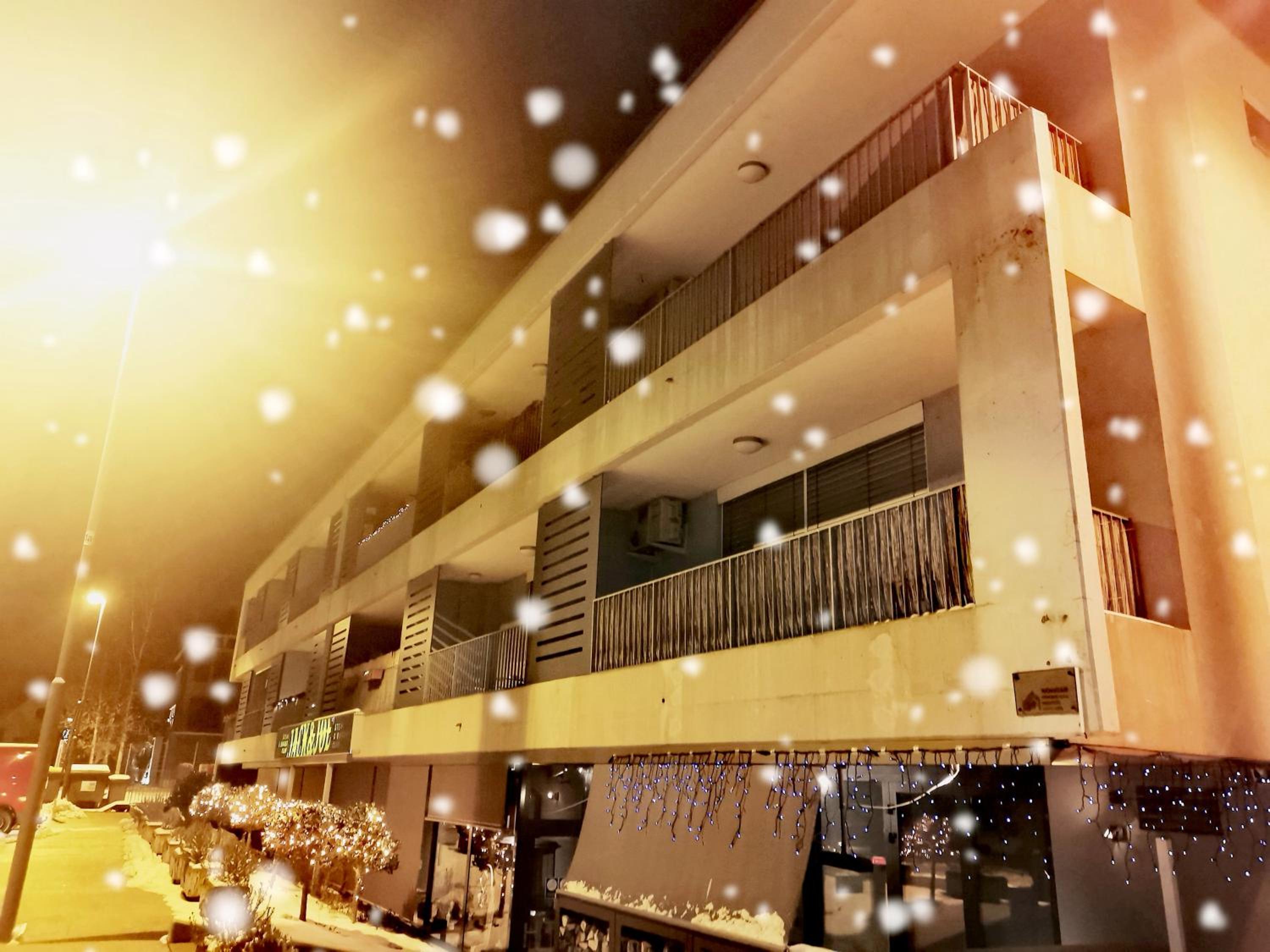 Apartment with Balcony photo 3