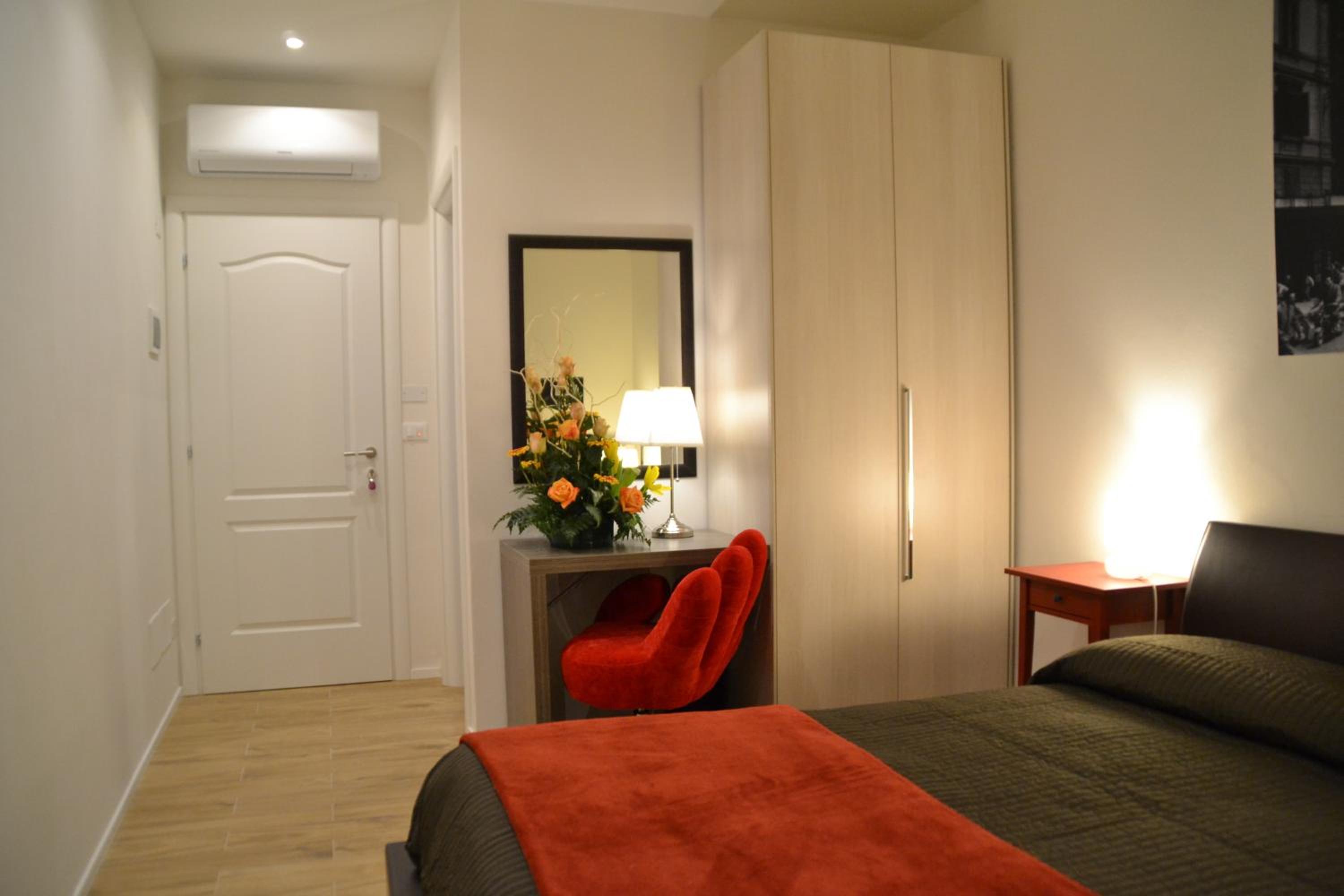 Double Room - Photo 3