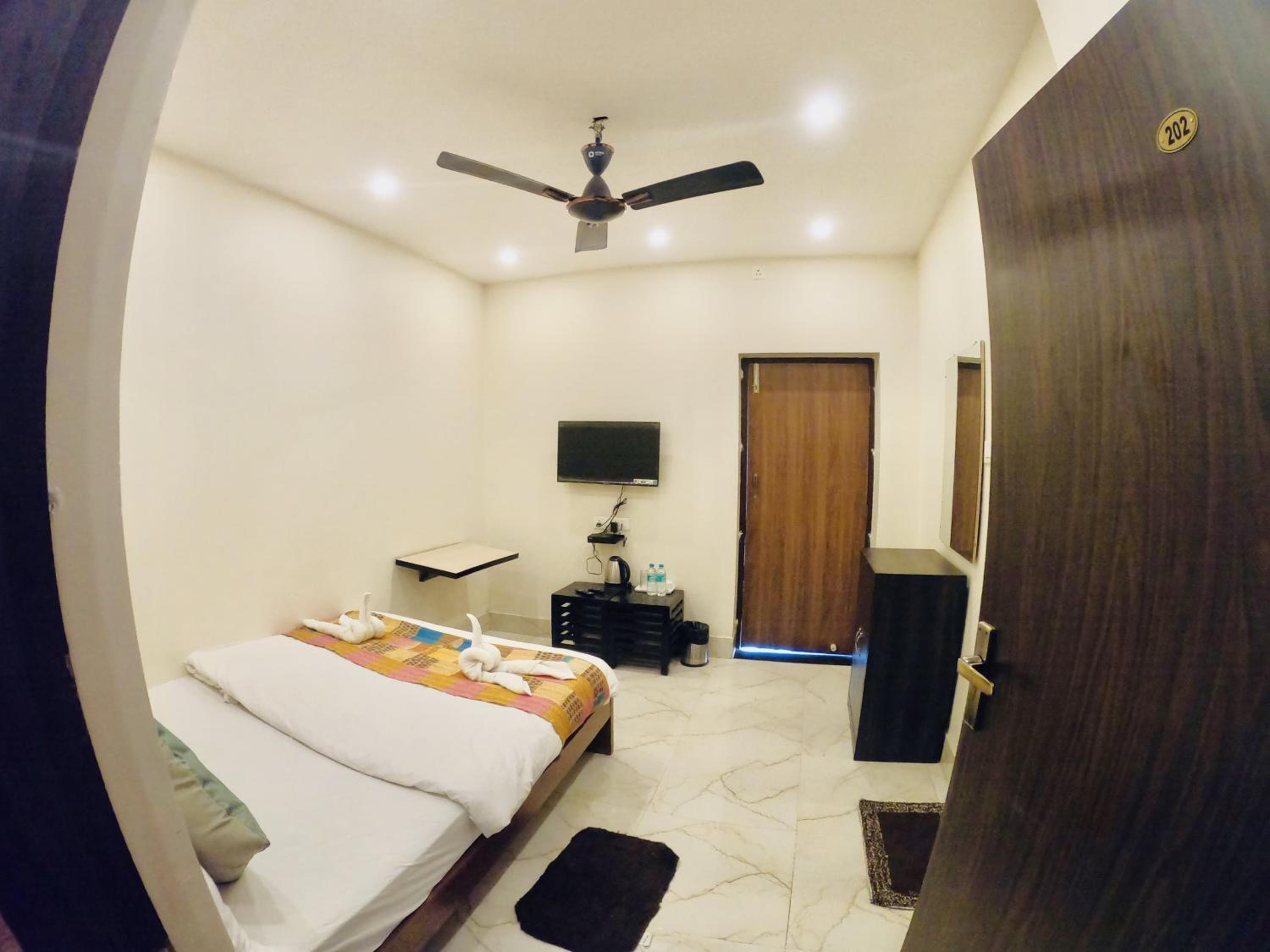 Budget Double Room photo 1