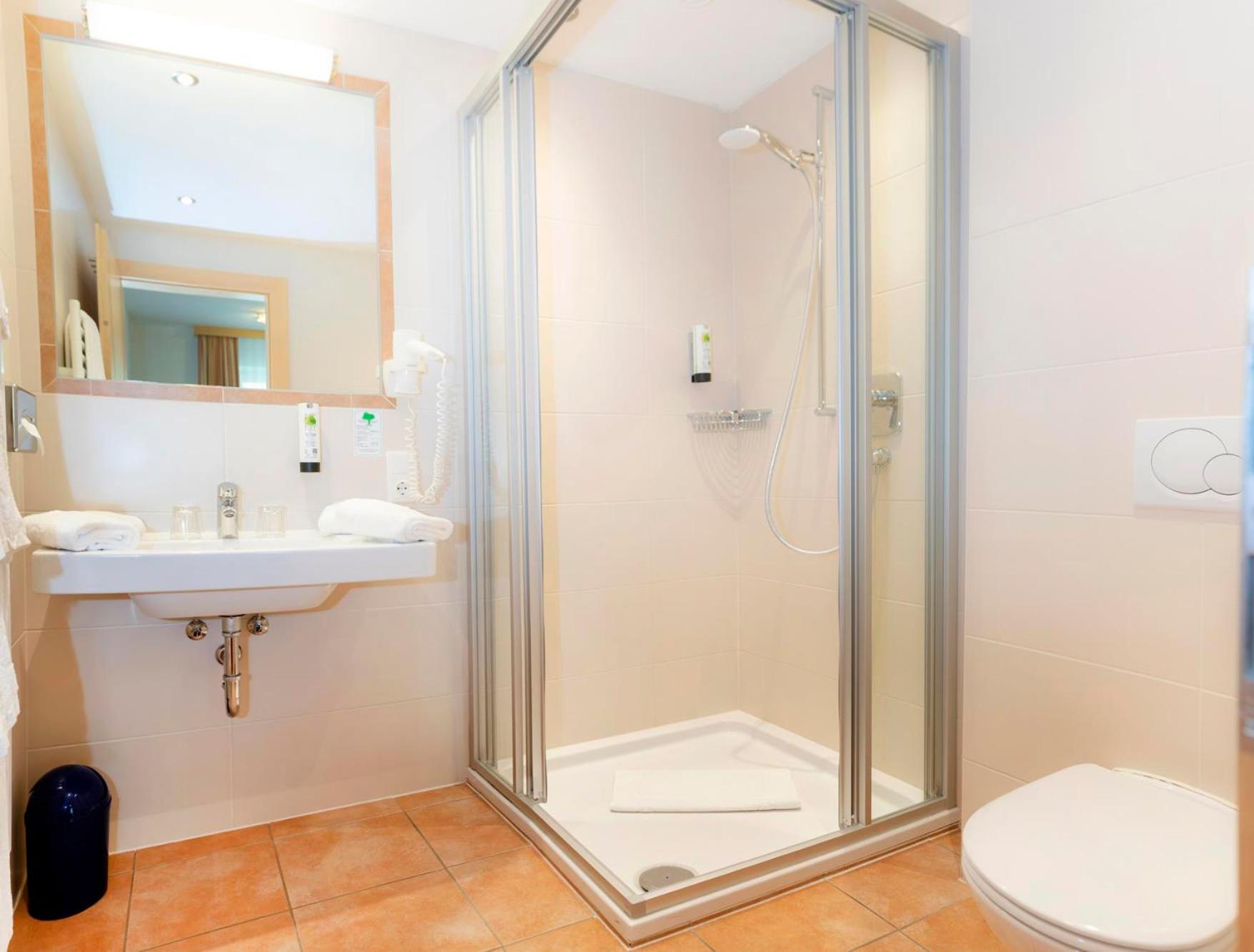 Single Room photo 2