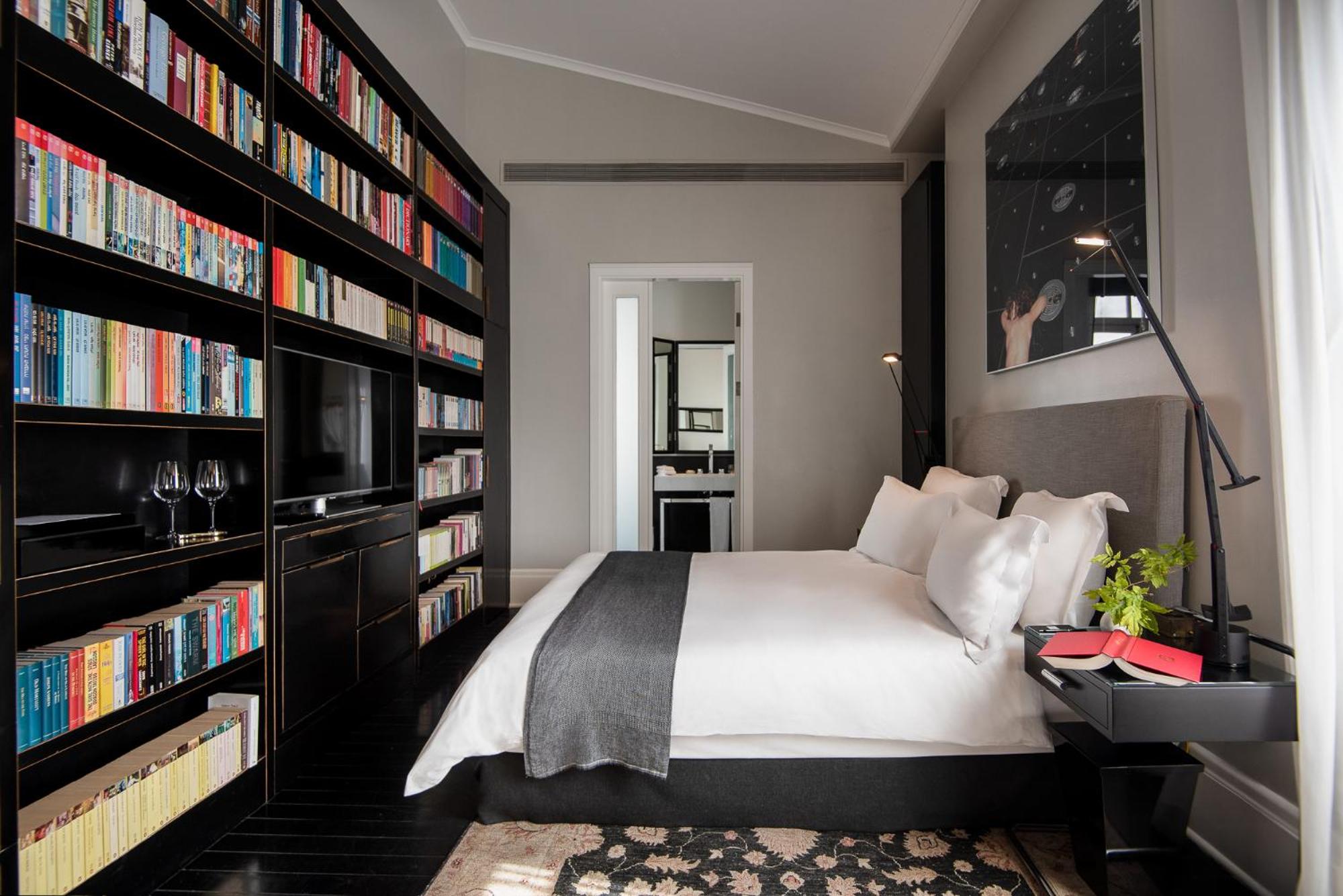 Double Room with Balcony photo 3