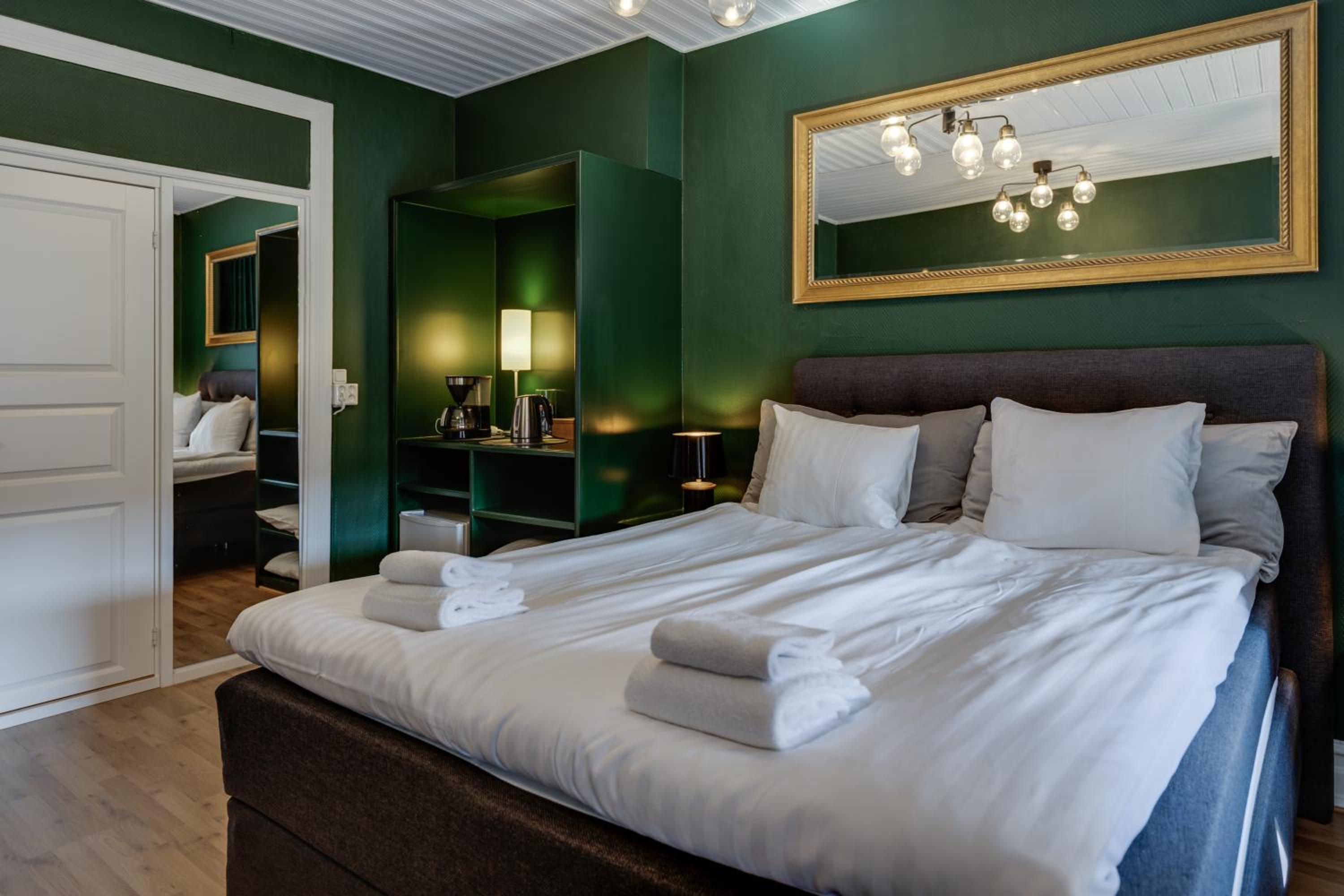 Triple Room with City View