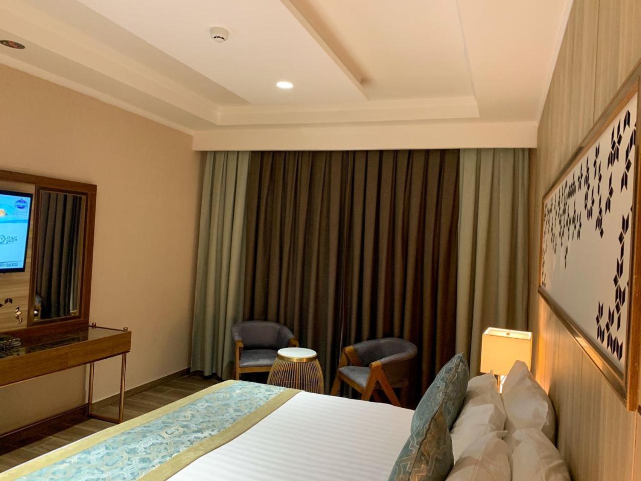 Twin Room - Photo 5