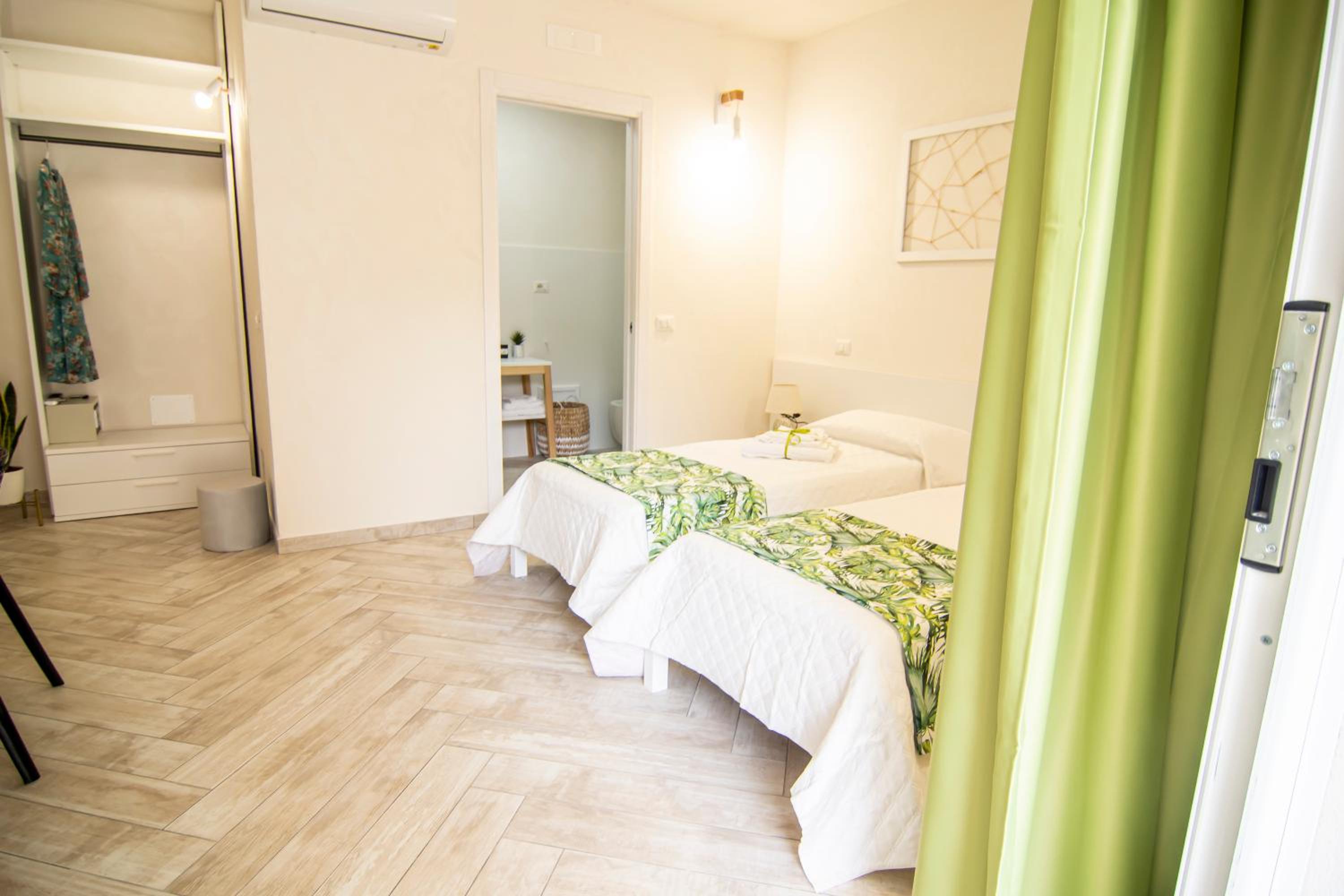 Standard Double or Twin Room photo 1