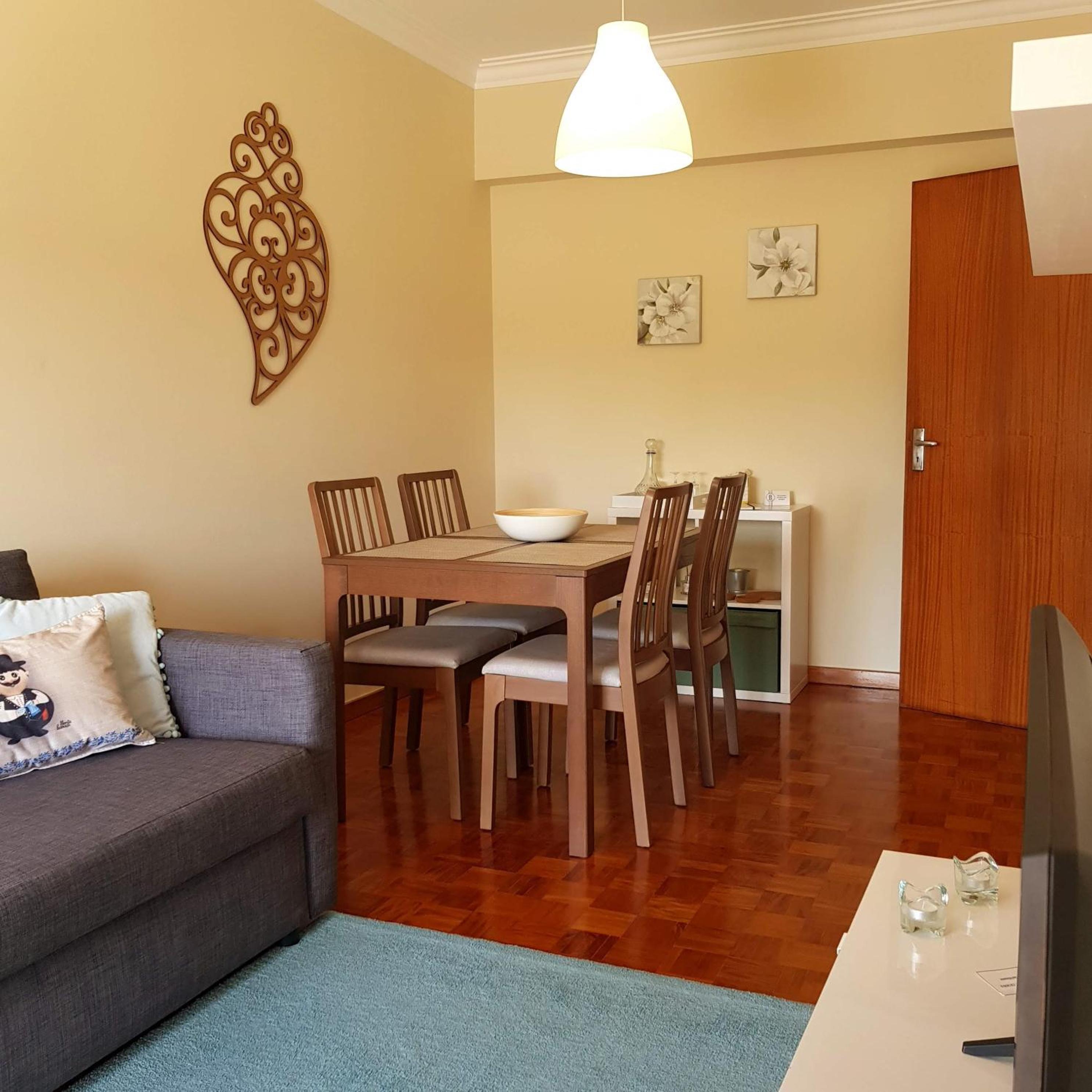 One-Bedroom Apartment - Photo 7