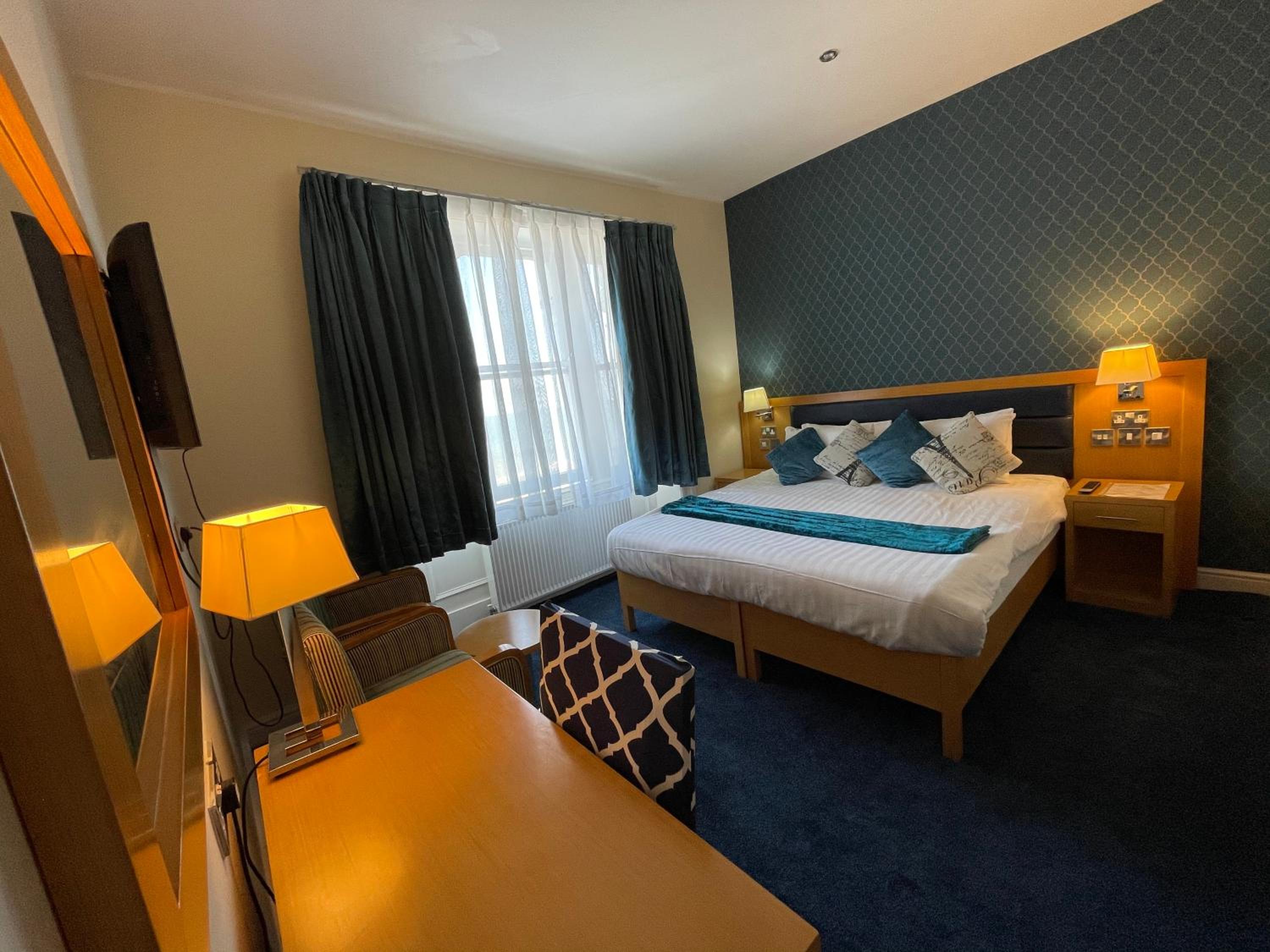 Double Room with Sea View photo 2