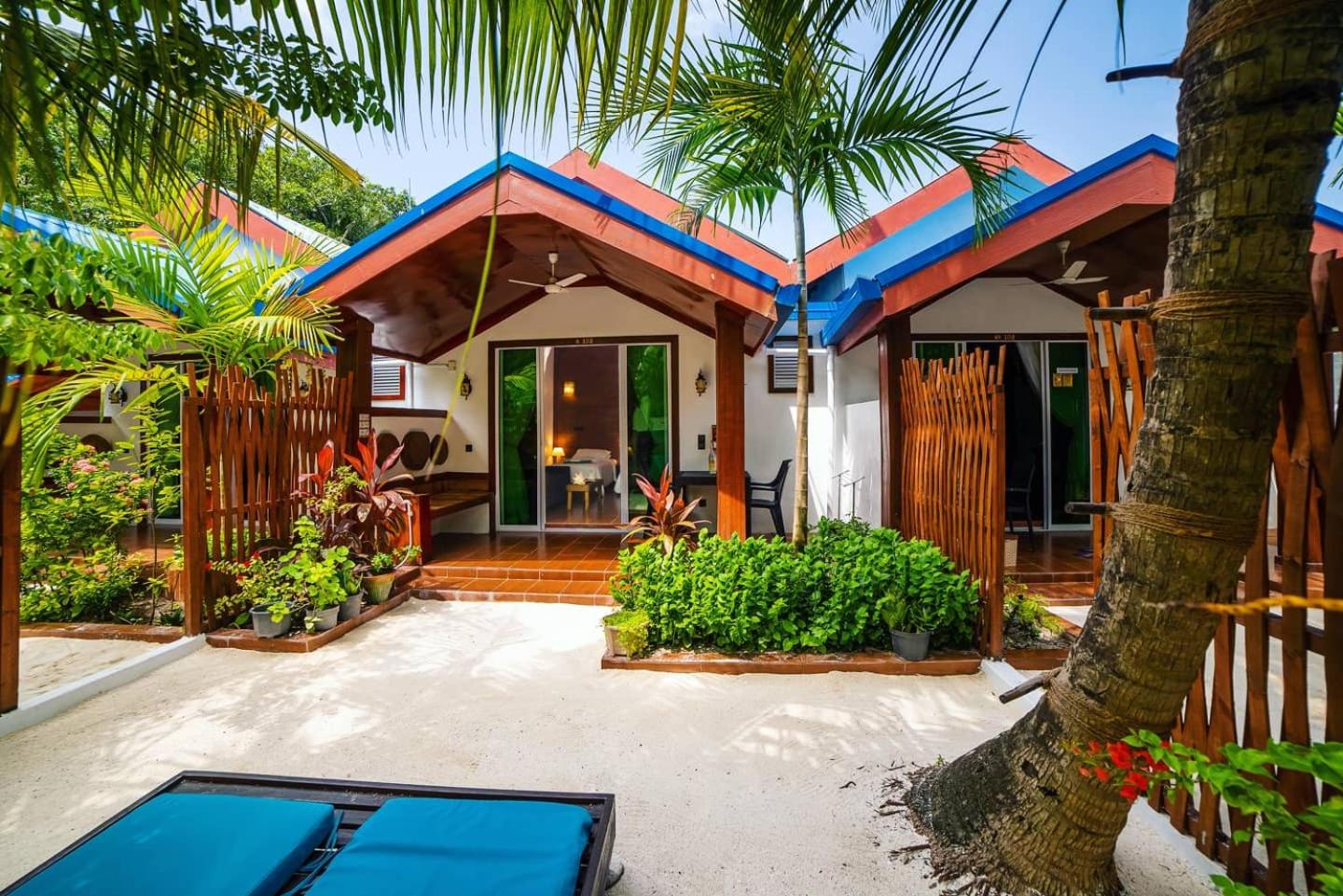 Superior Bungalow photo 2