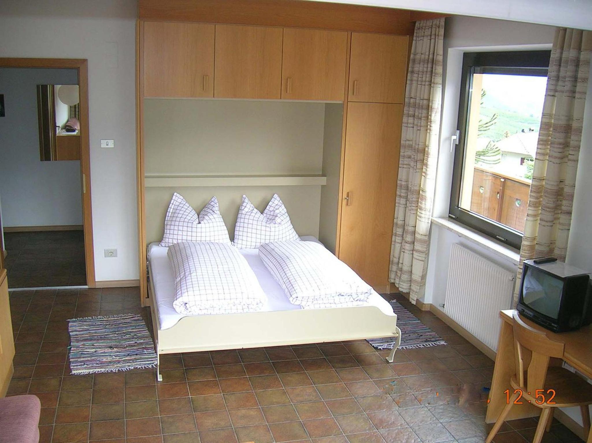 Superior Apartment with Balcony (2 Adults) photo 2