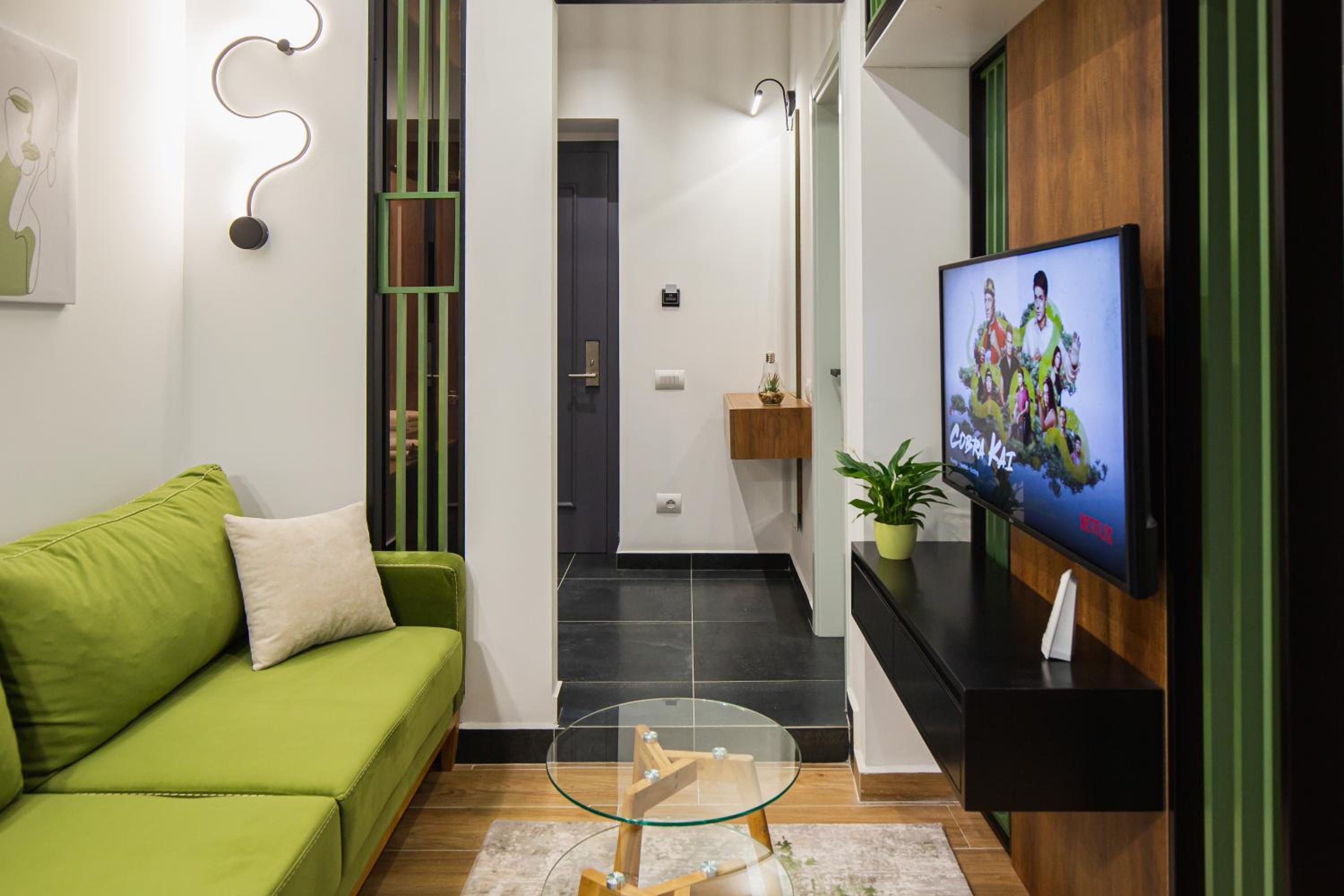 One-Bedroom Apartment