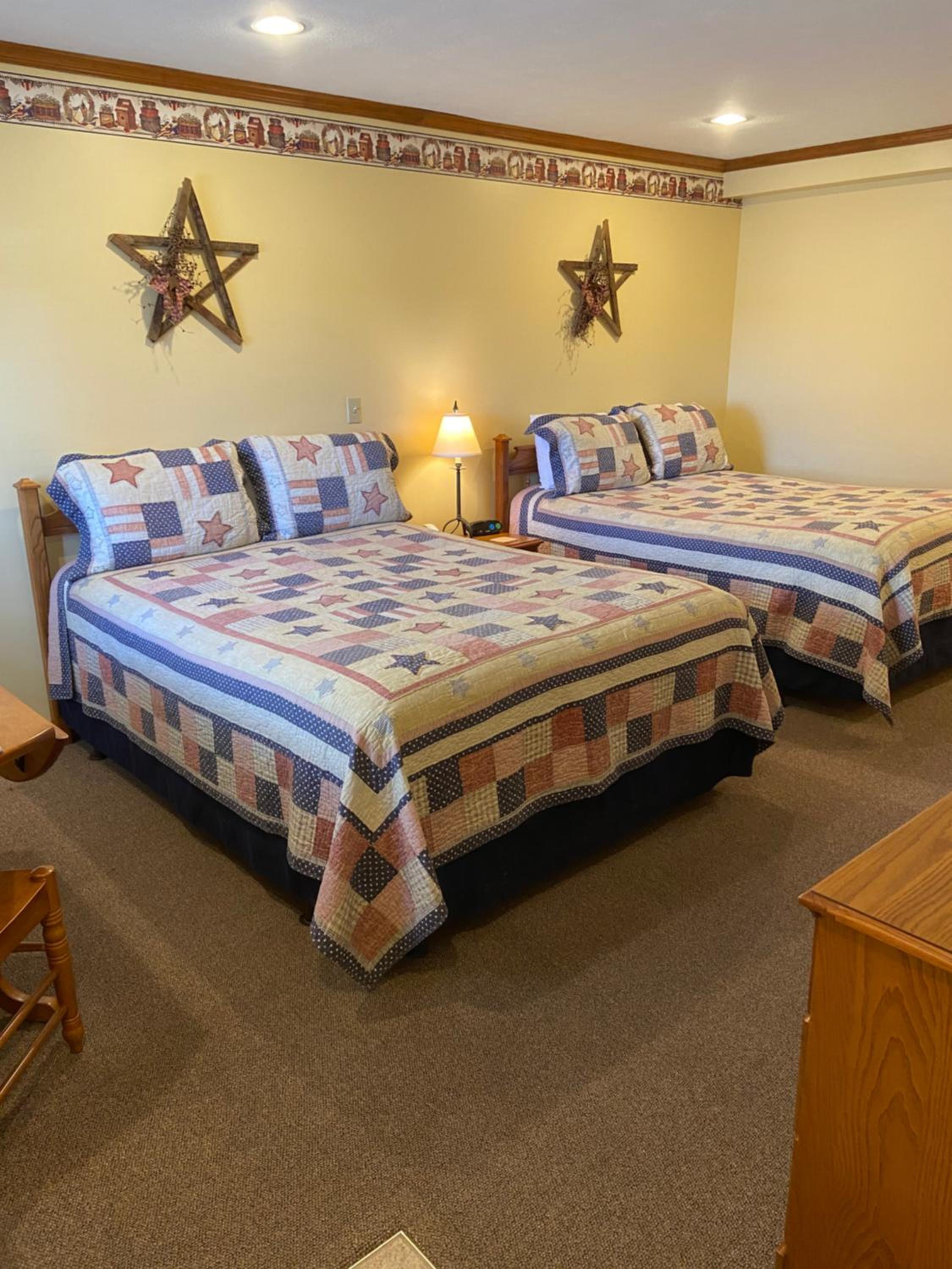 Standard Queen Room photo 1