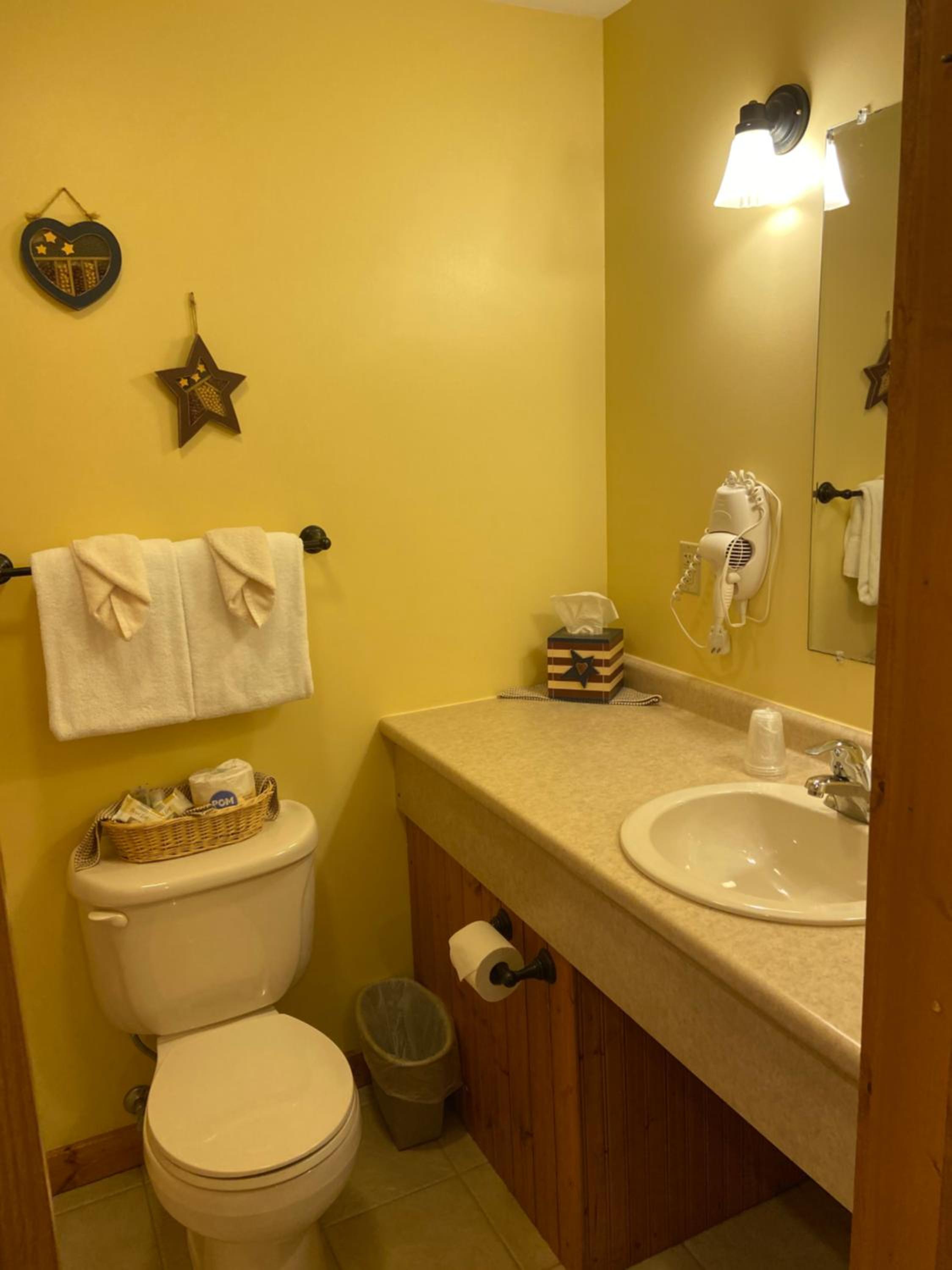 Standard Queen Room photo 3