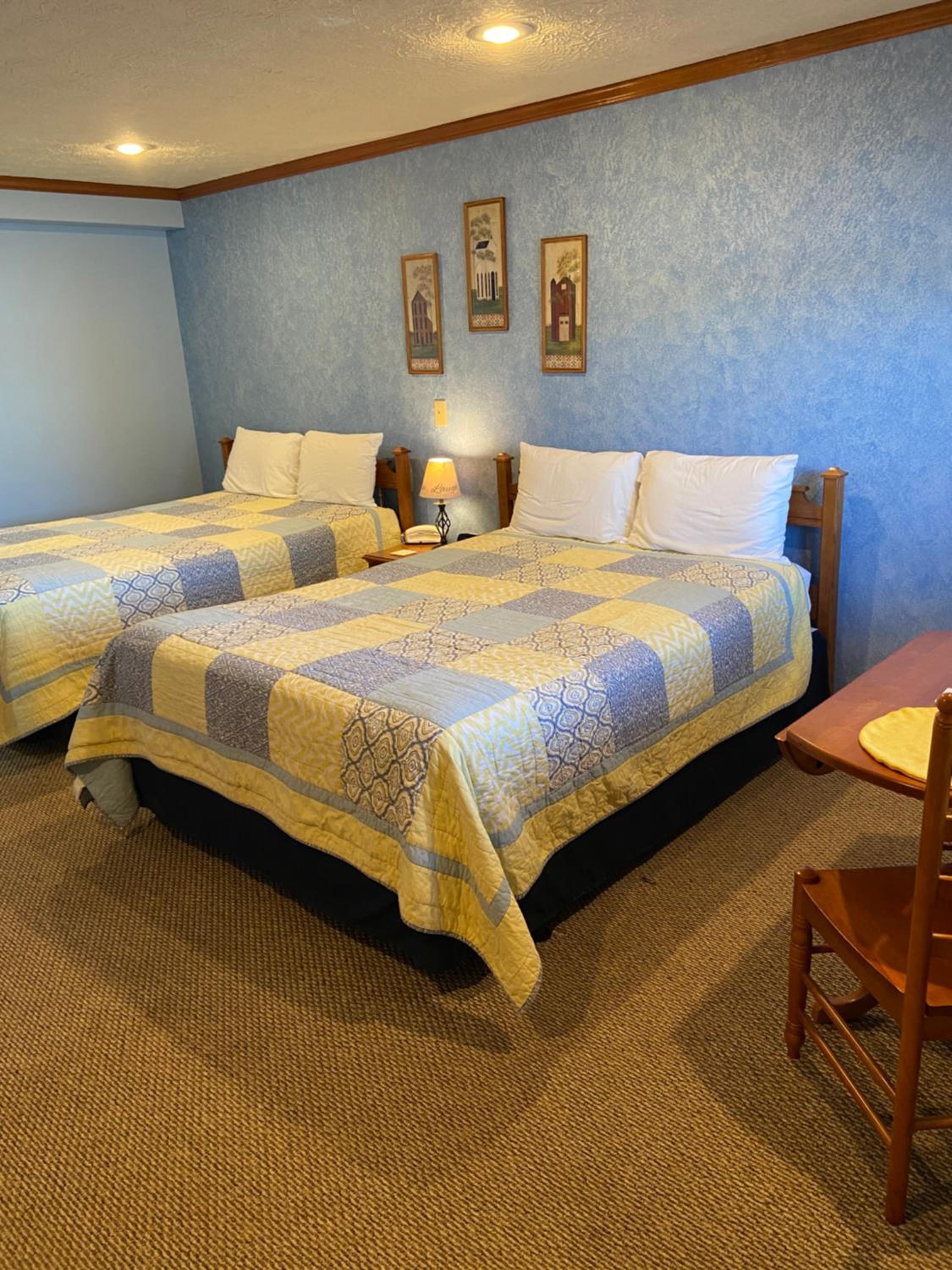 Standard Queen Room photo 1