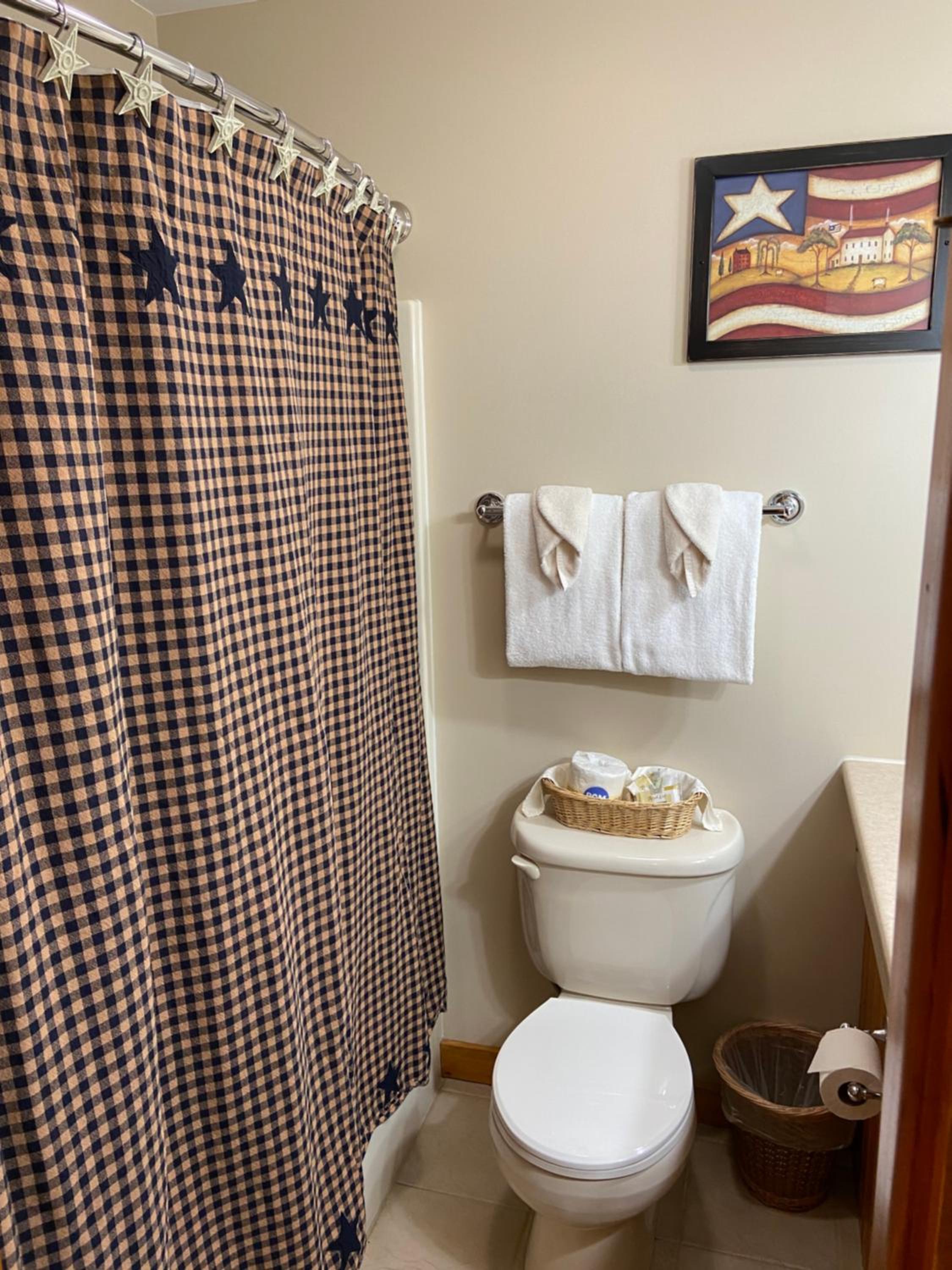 Standard Queen Room photo 3