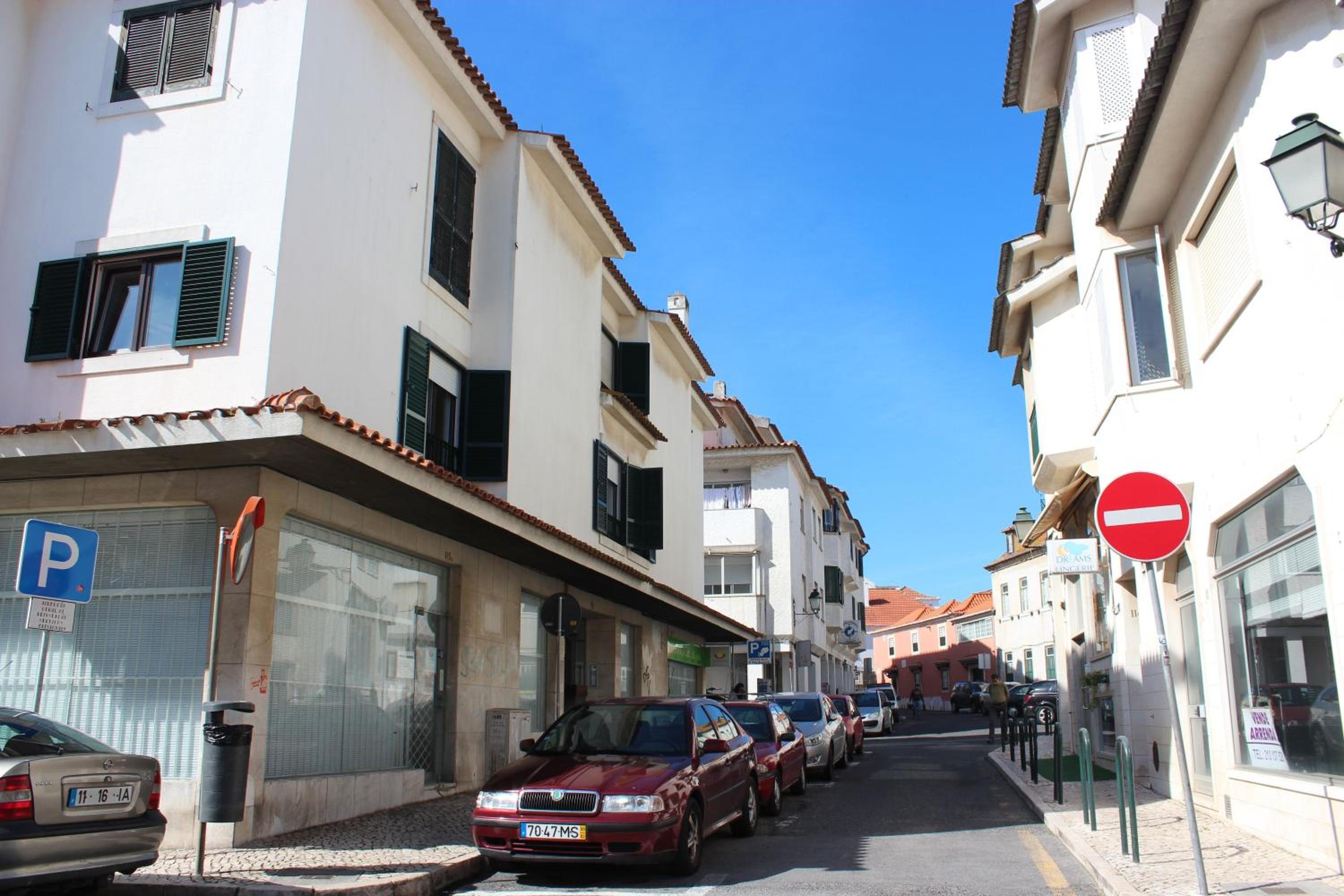 Two-Bedroom Apartment with Balcony photo 3