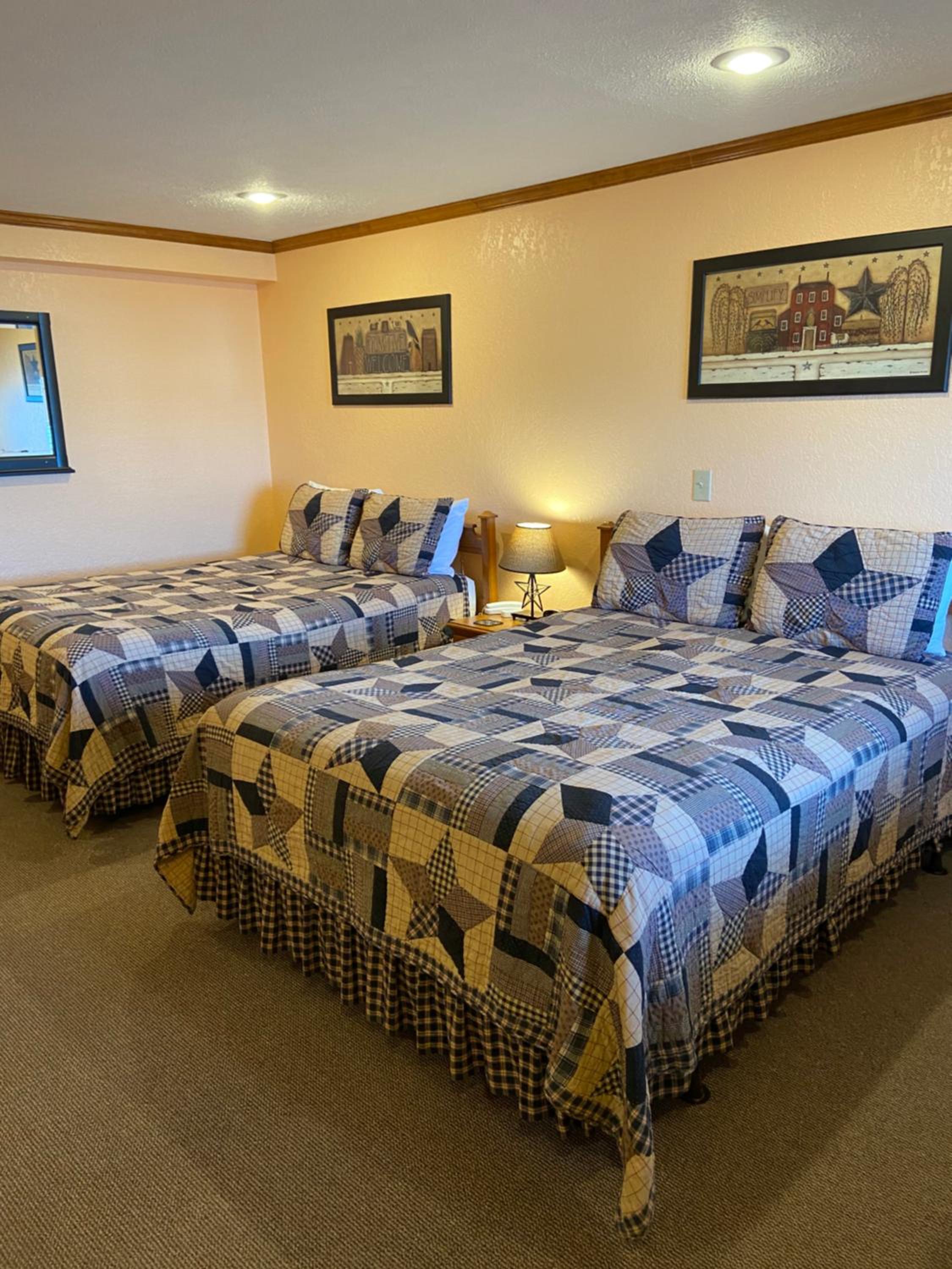 Standard Queen Room photo 1