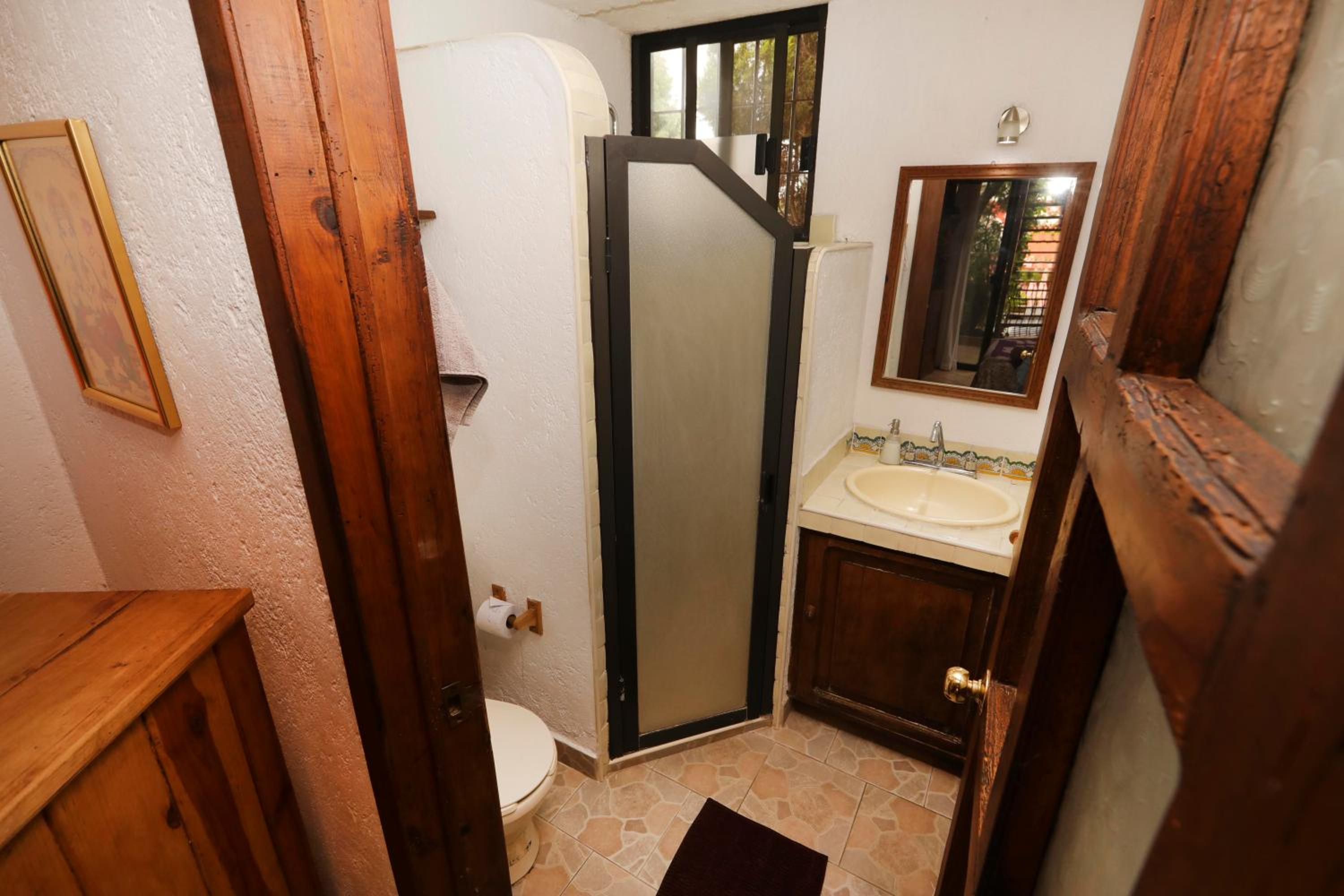 Apartment with Terrace - Photo 10