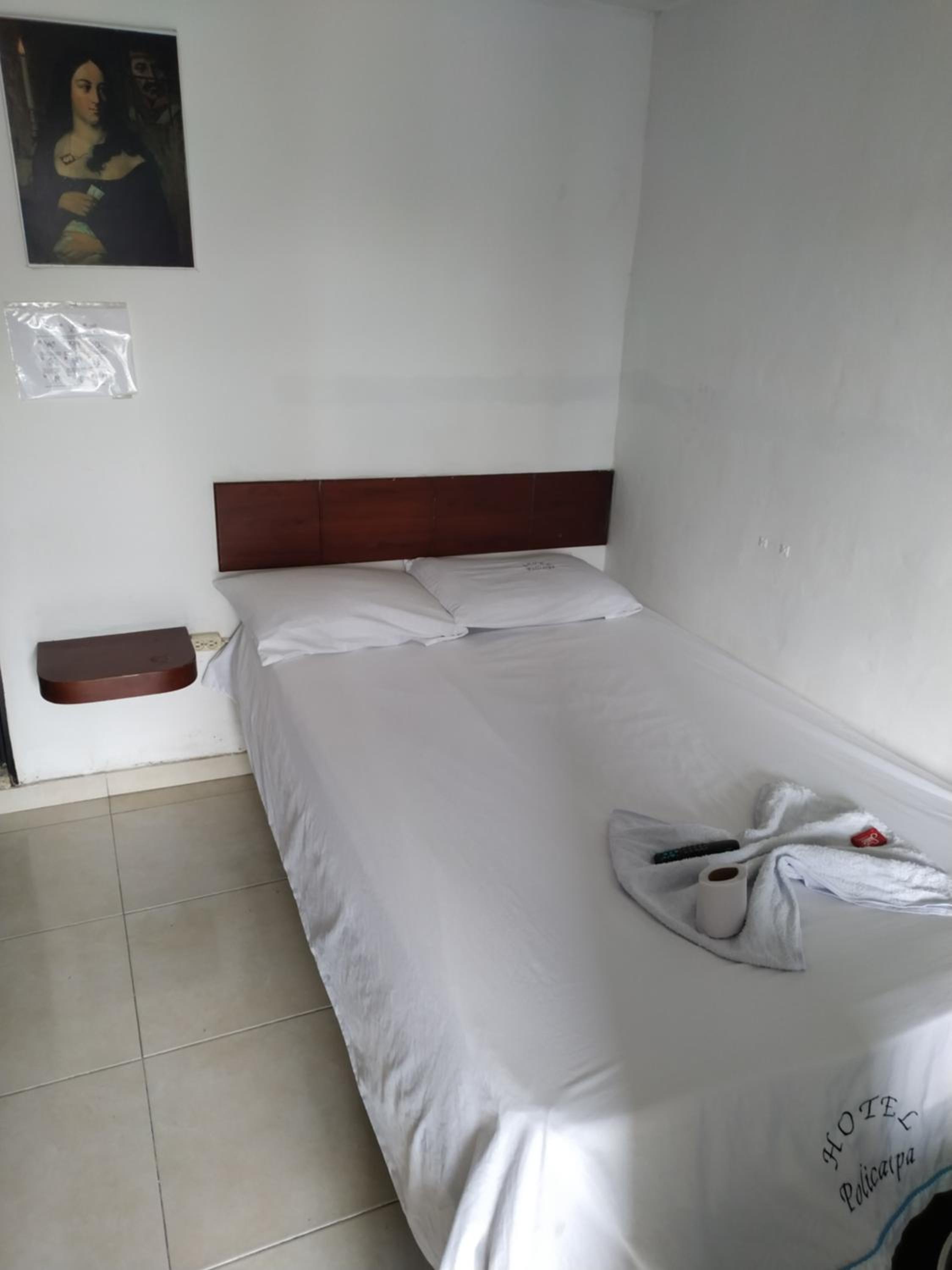 Double Room with Private Bathroom photo 3