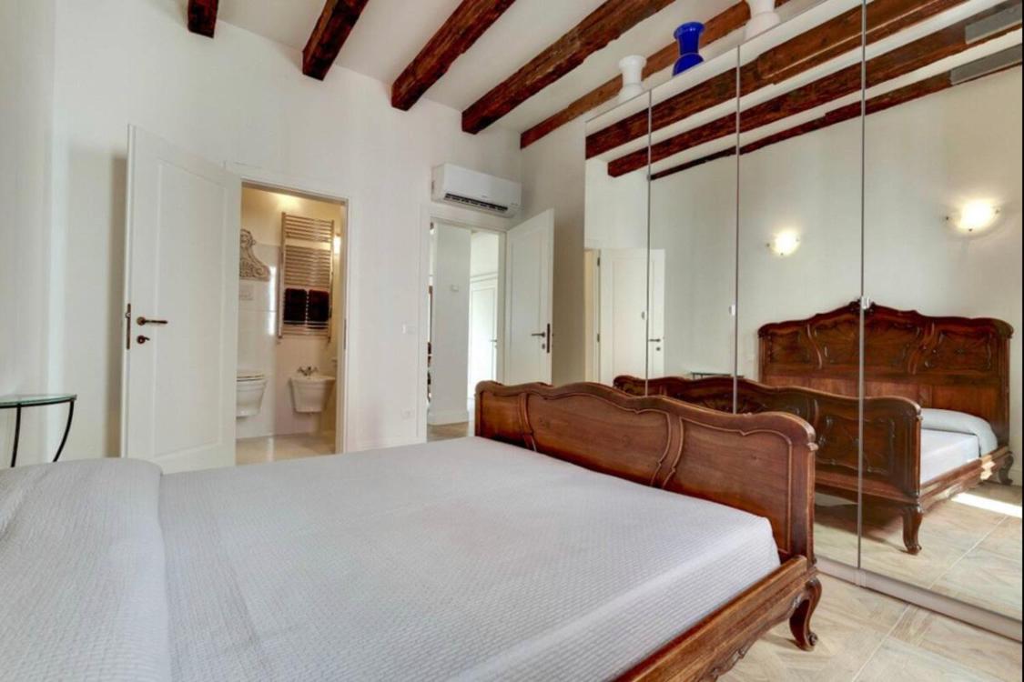 Two-Bedroom Apartment with Terrace photo 1