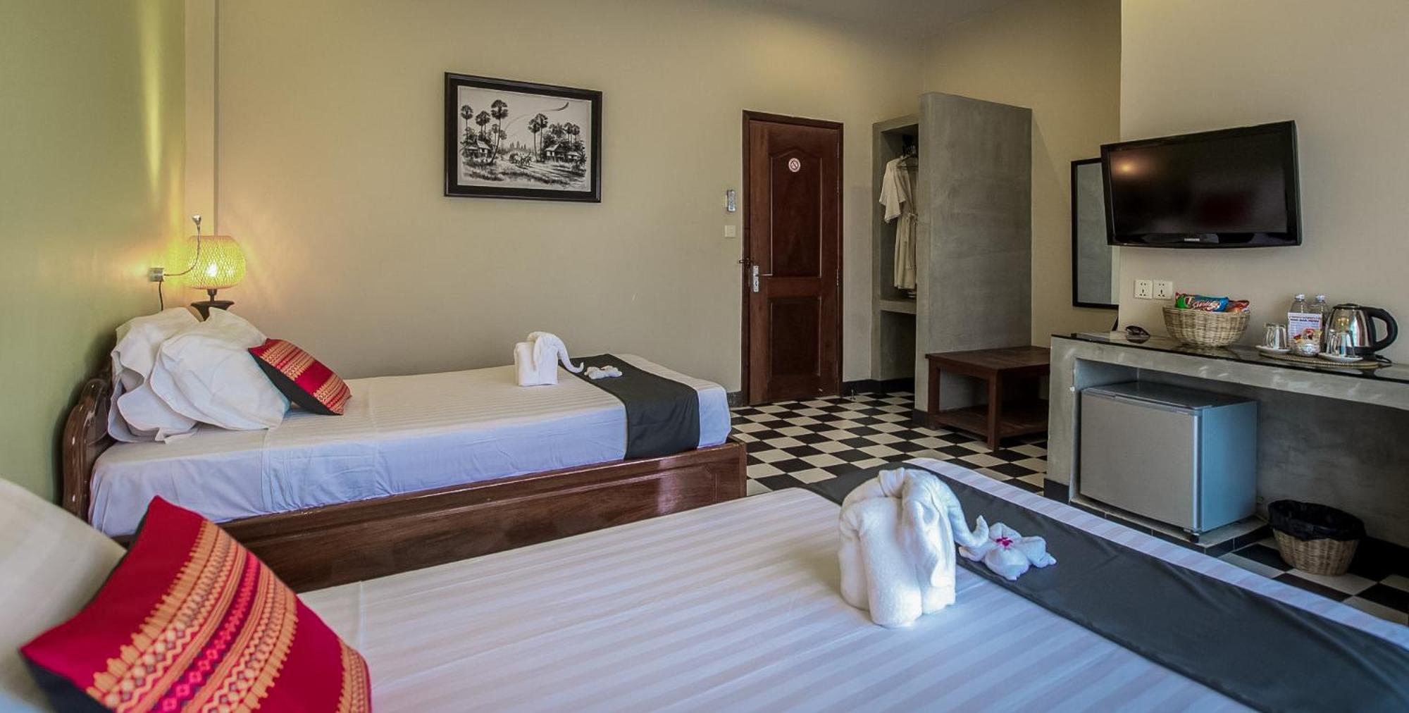 Deluxe Twin Room - Photo 6