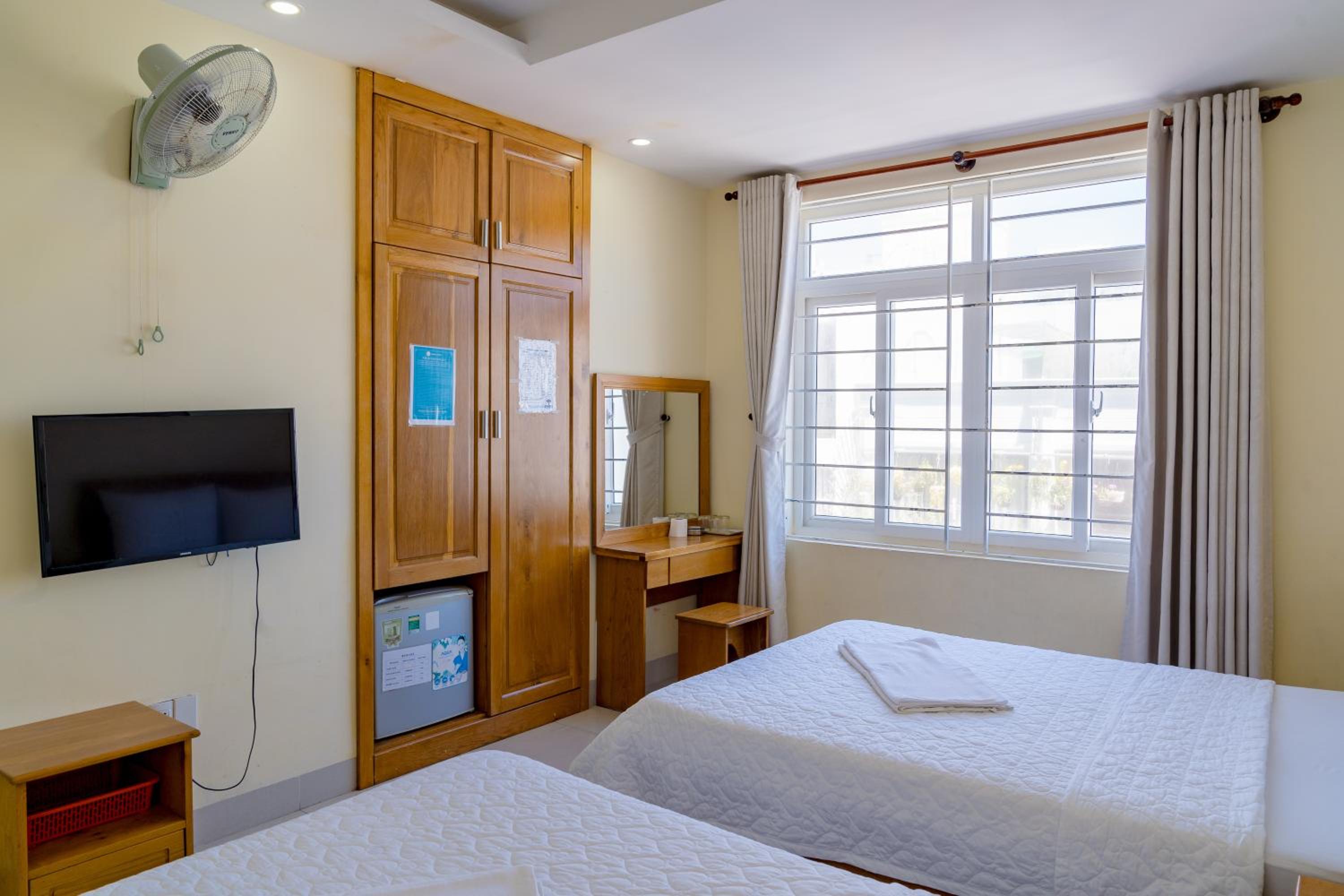 Standard Quadruple Room - Photo 8