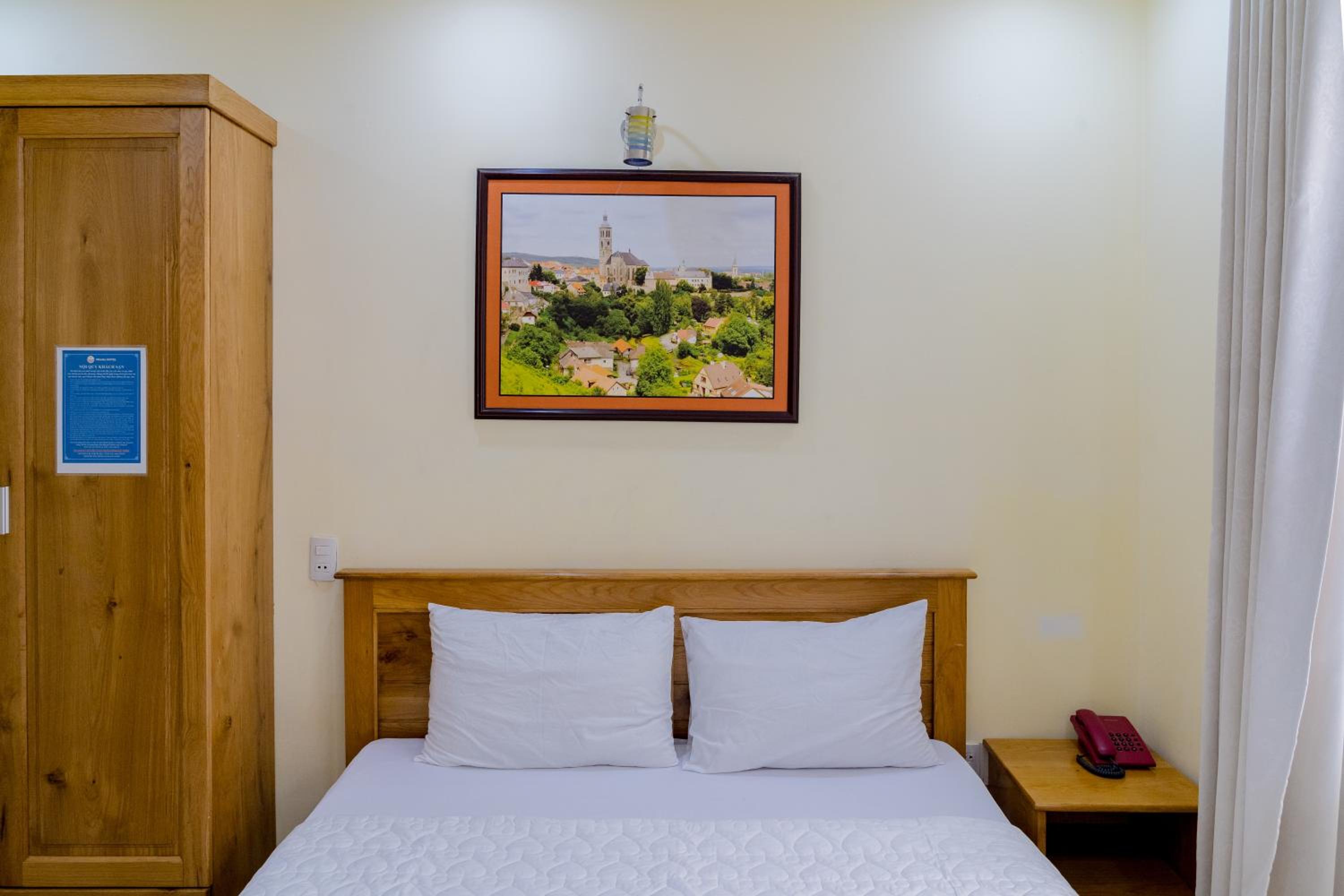 Standard Double Room - Photo 4