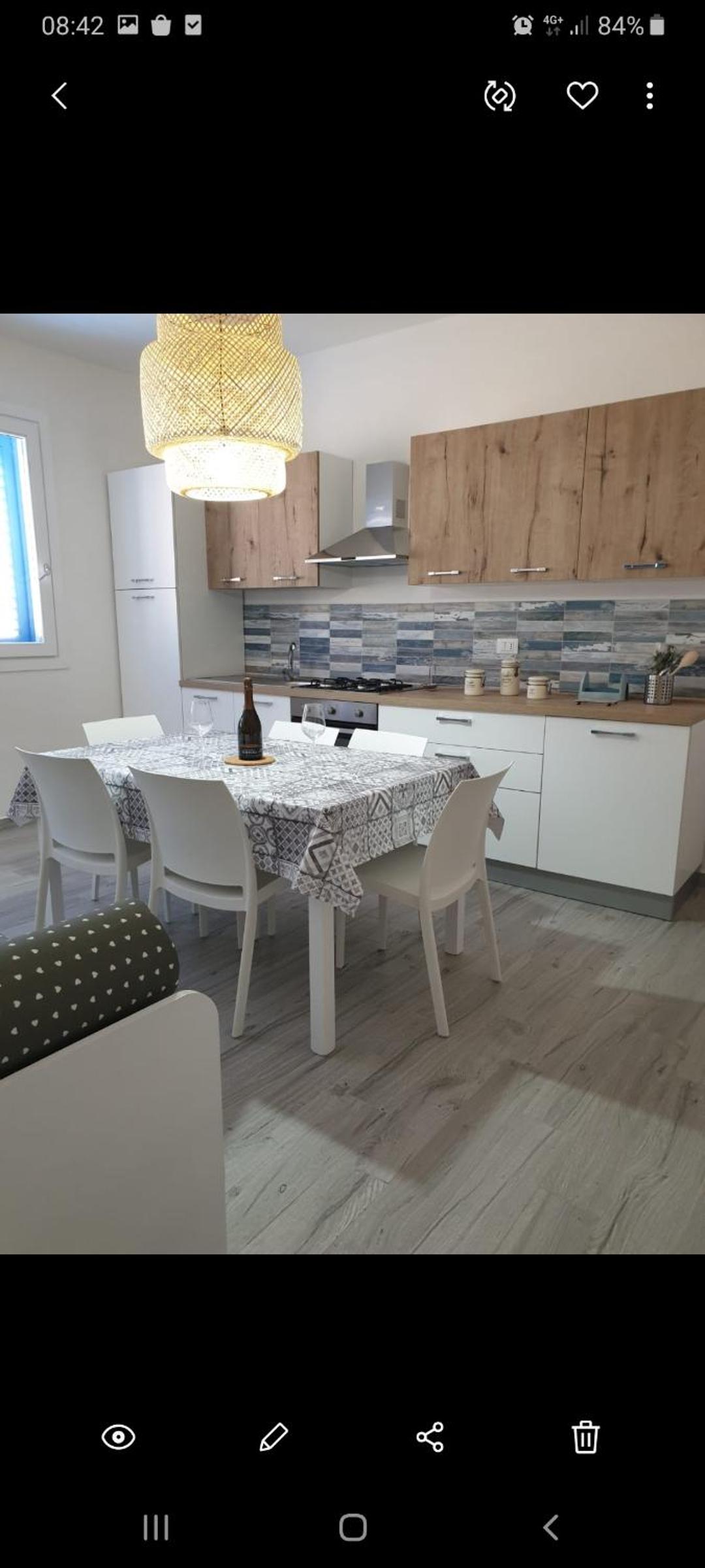 Apartment With Terrace - Photo 14