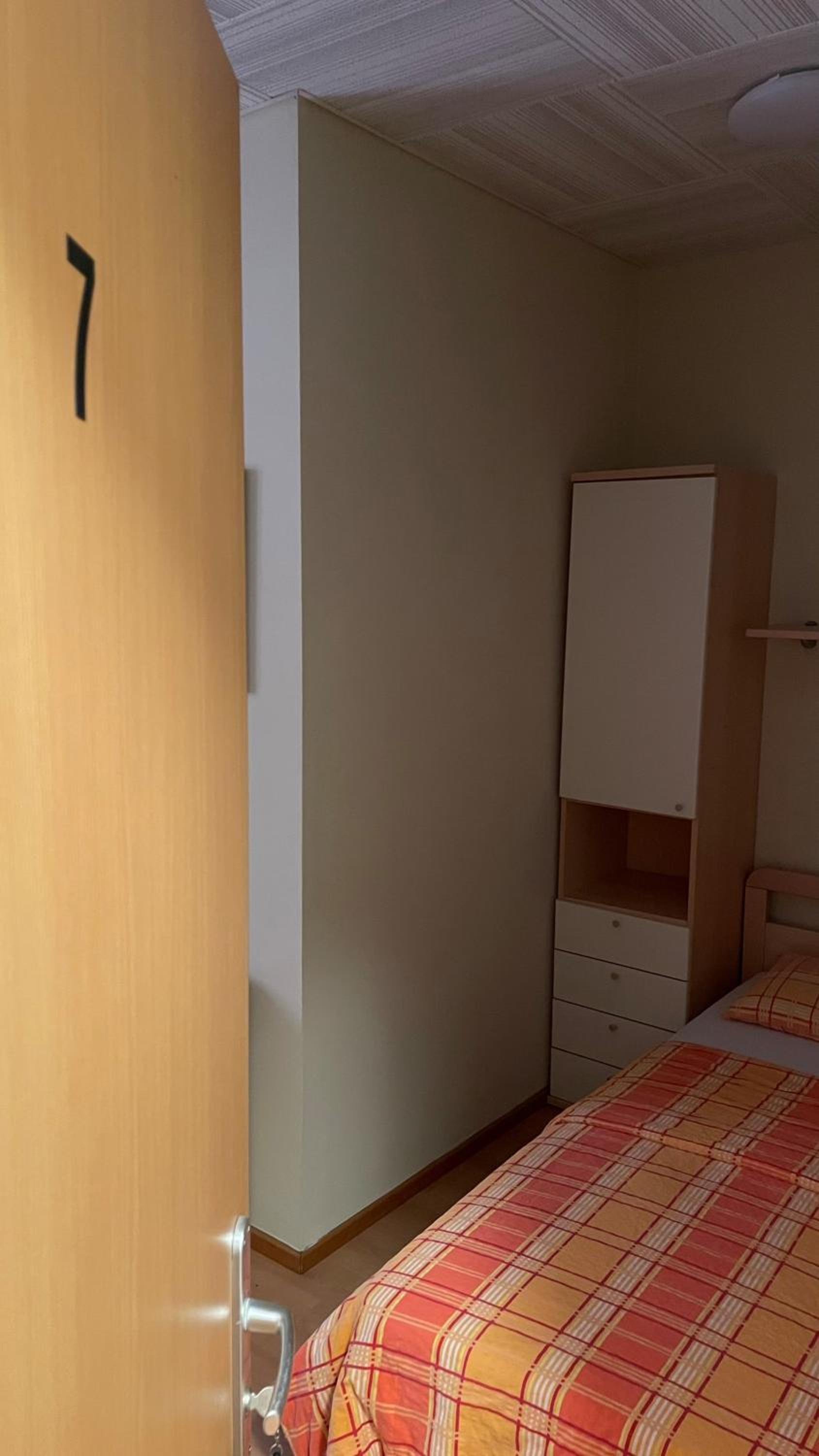 Twin Room with Private Bathroom photo 1