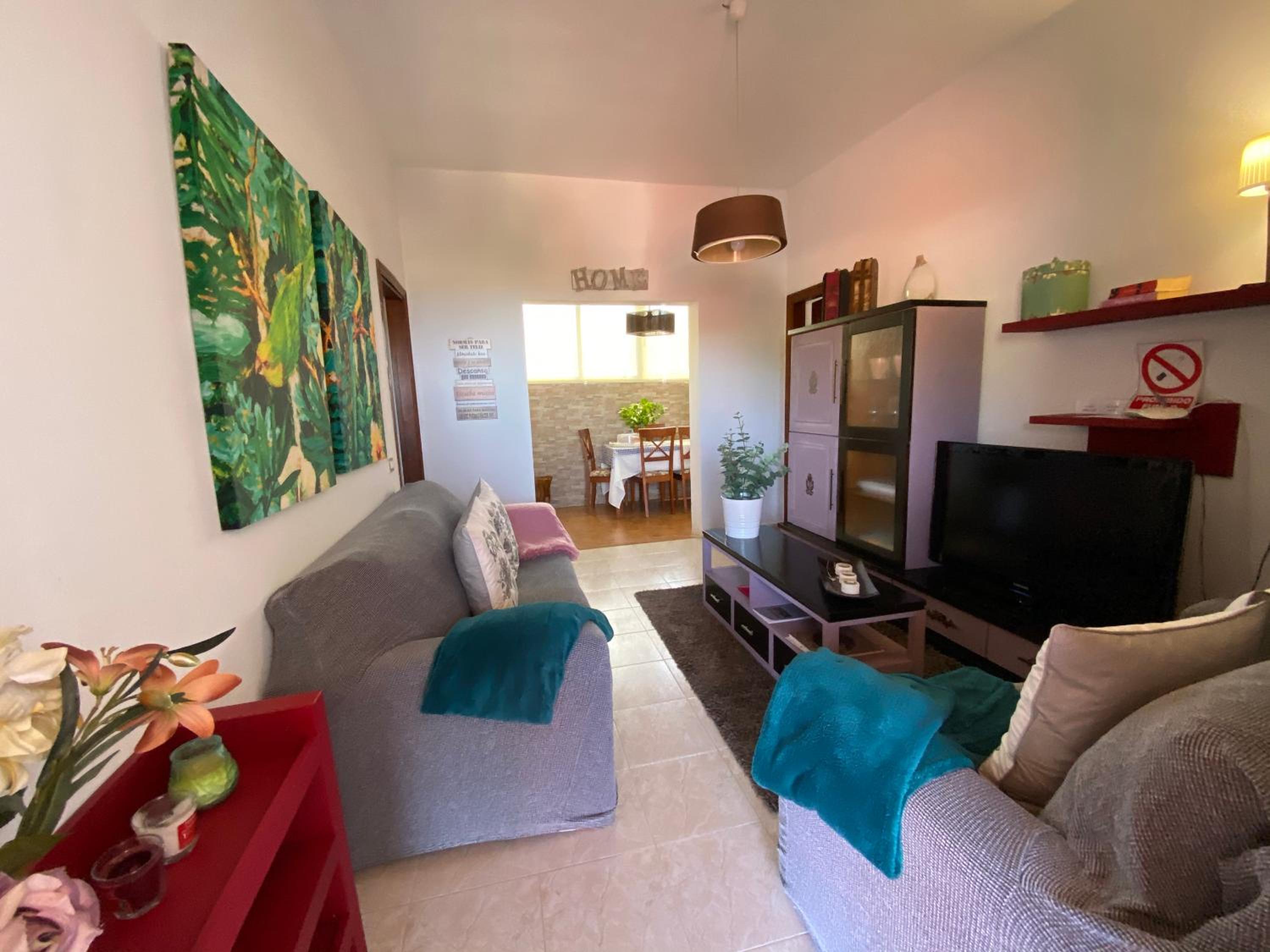 Apartment with Terrace - Photo 1