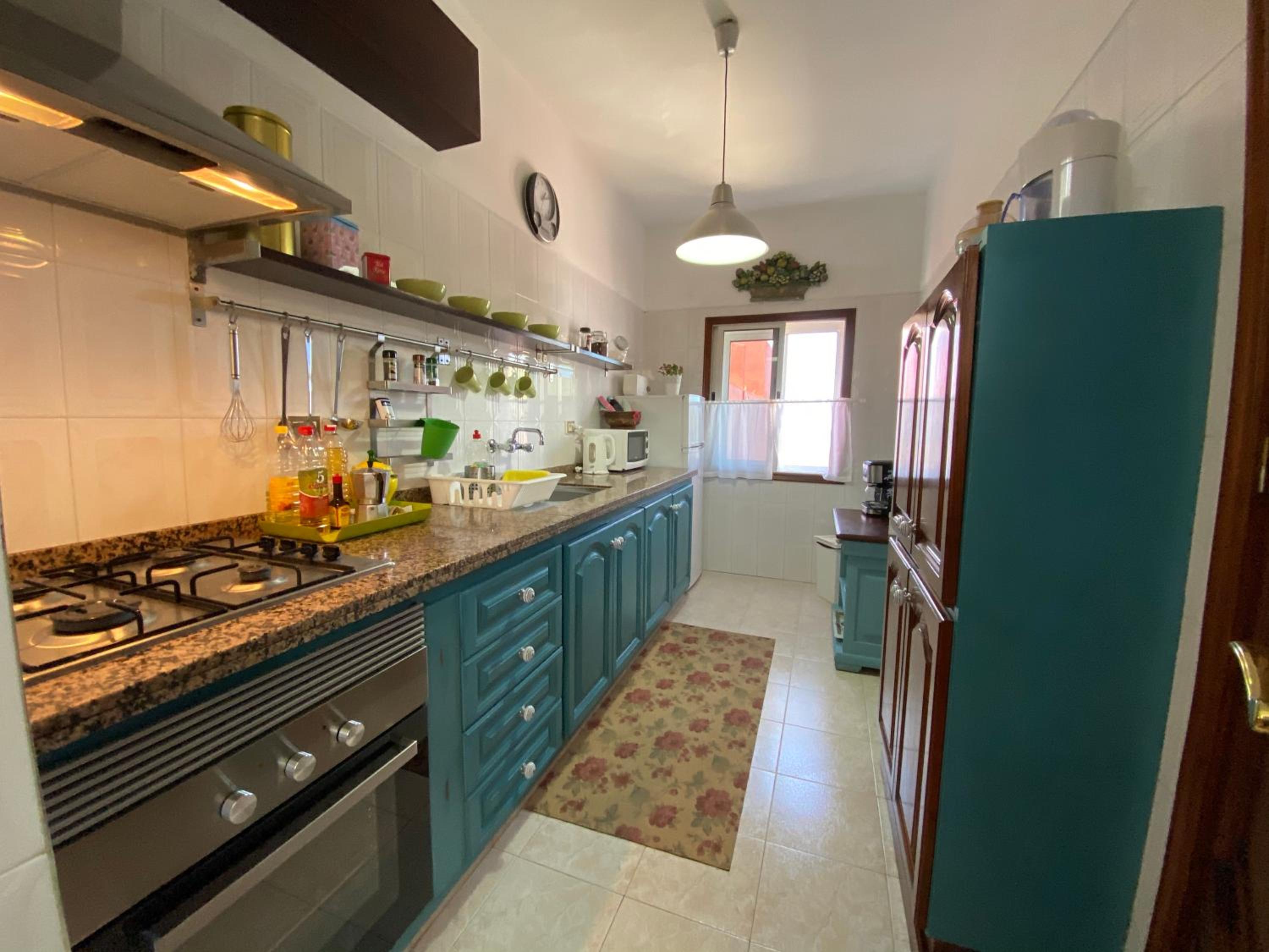 Apartment with Terrace - Photo 9